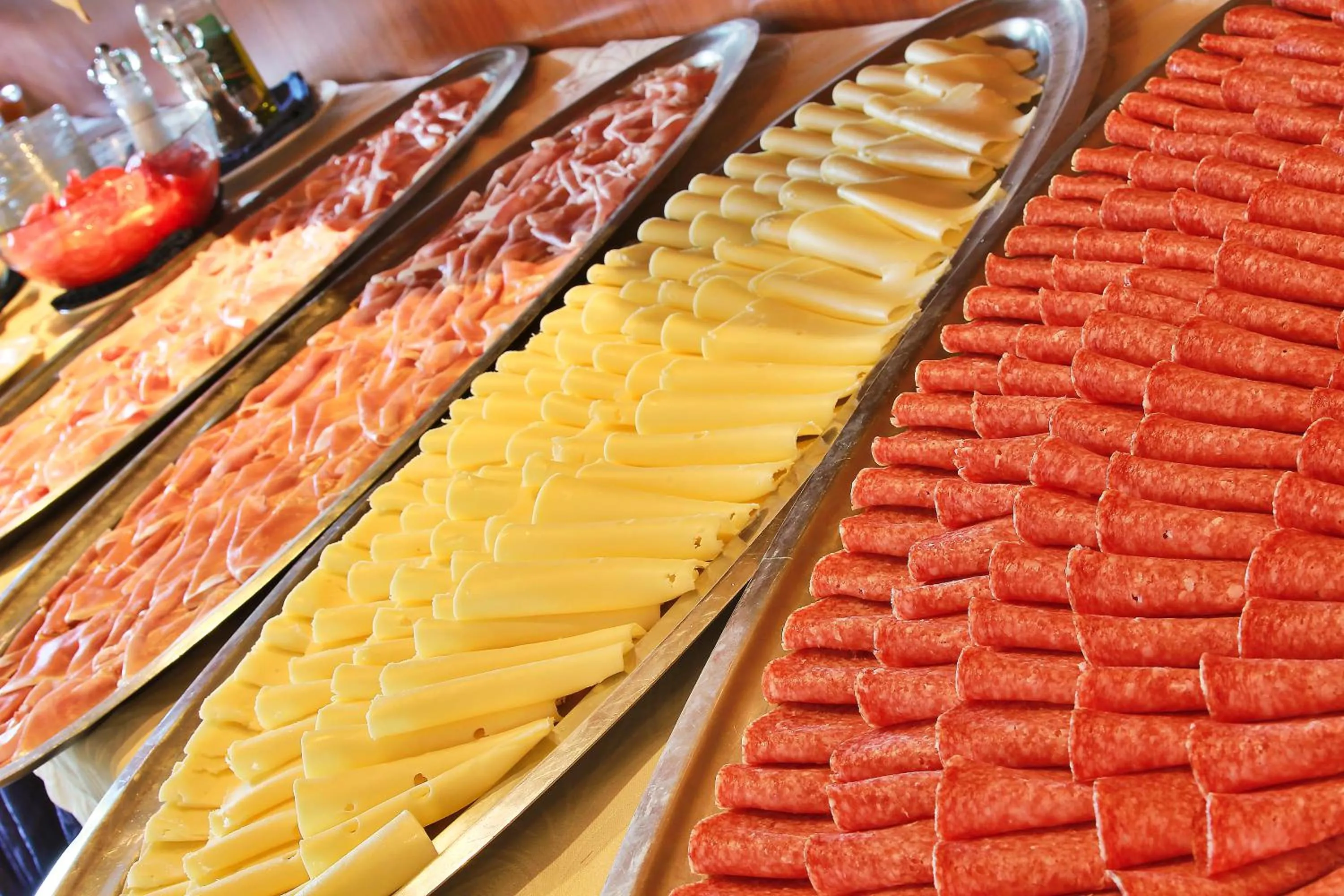 Buffet breakfast in Hotel Meridianus