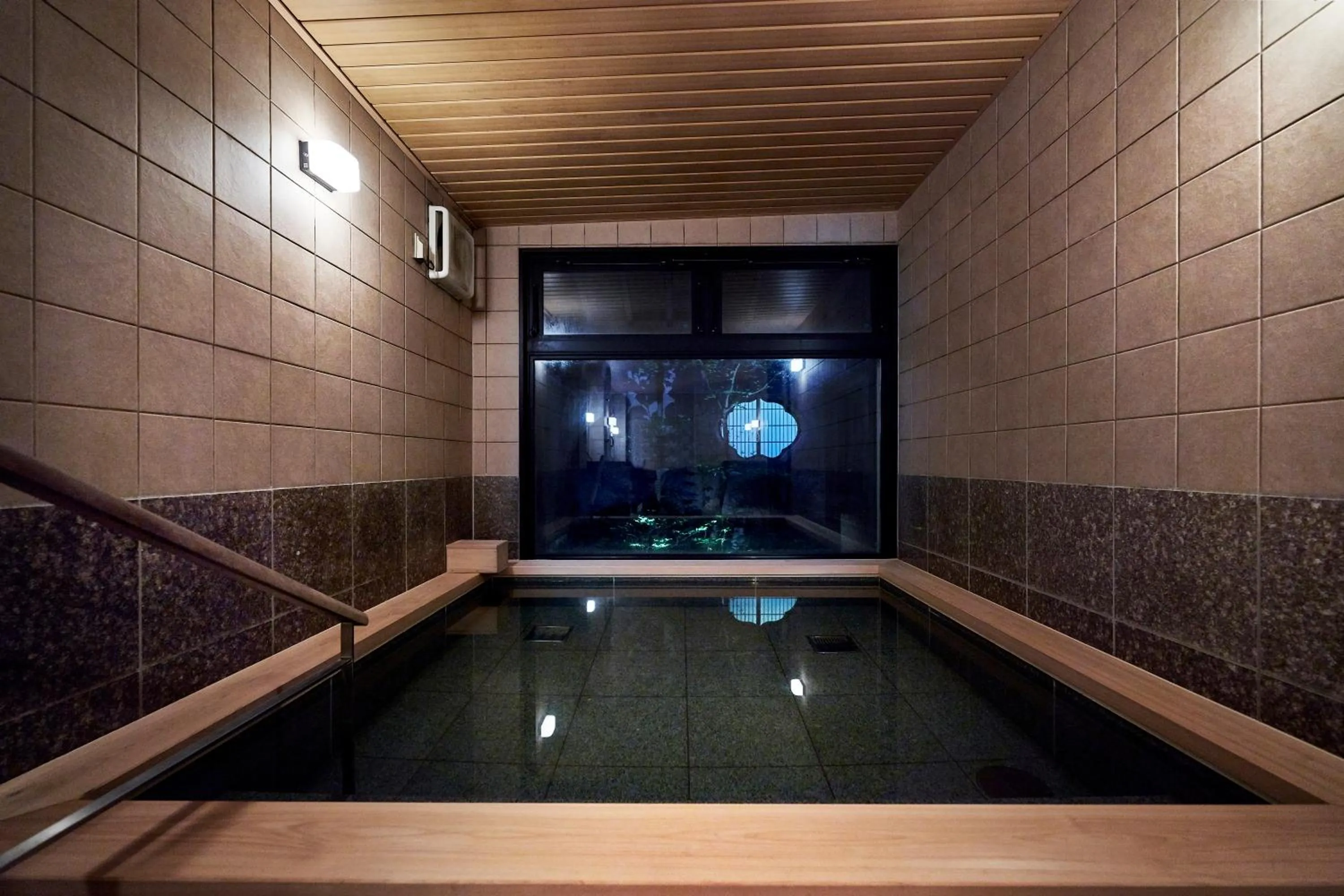 Public Bath in Yoshidaya Ryokan よしだや