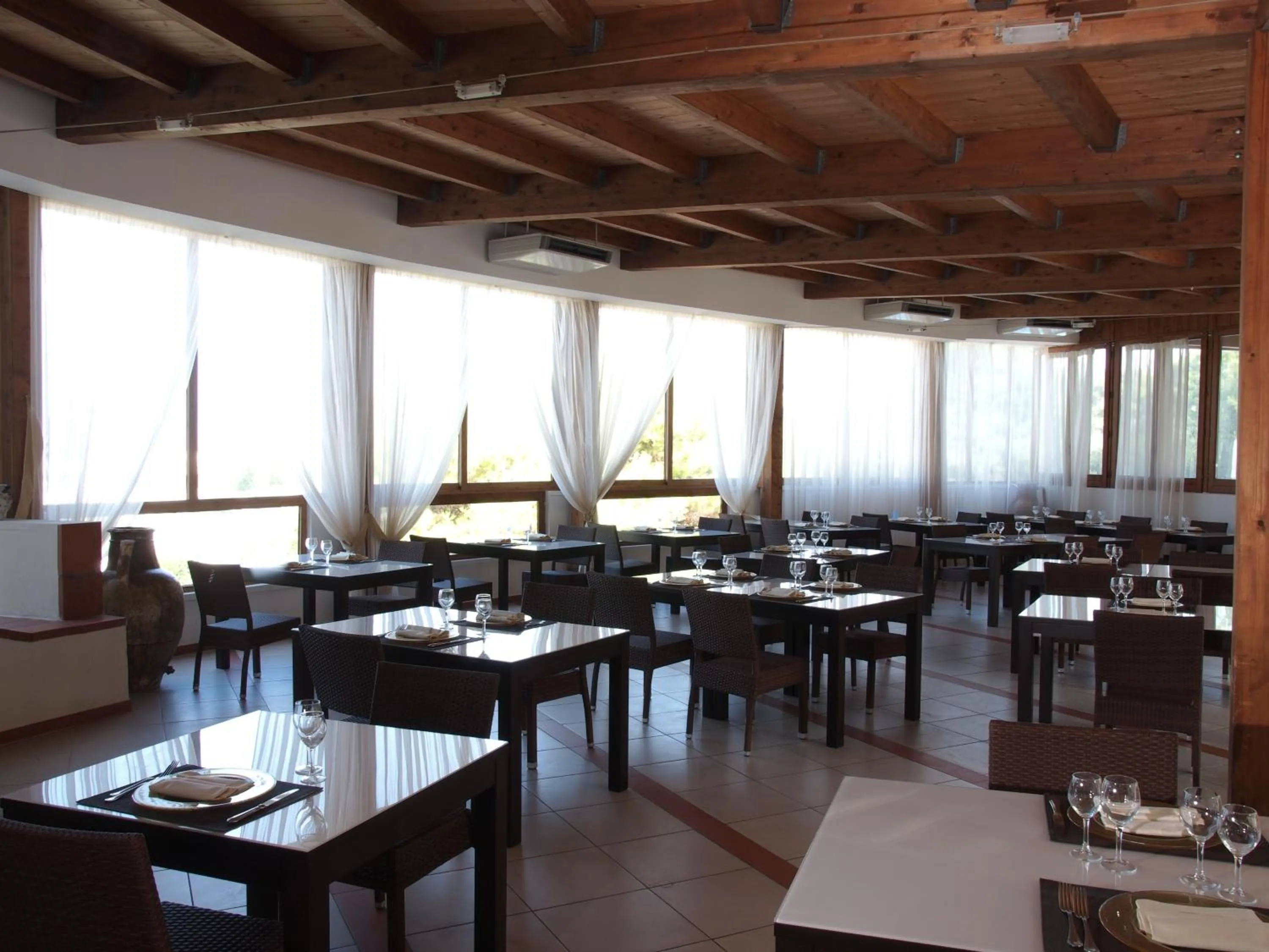 Restaurant/places to eat in Hotel Club Village Maritalia