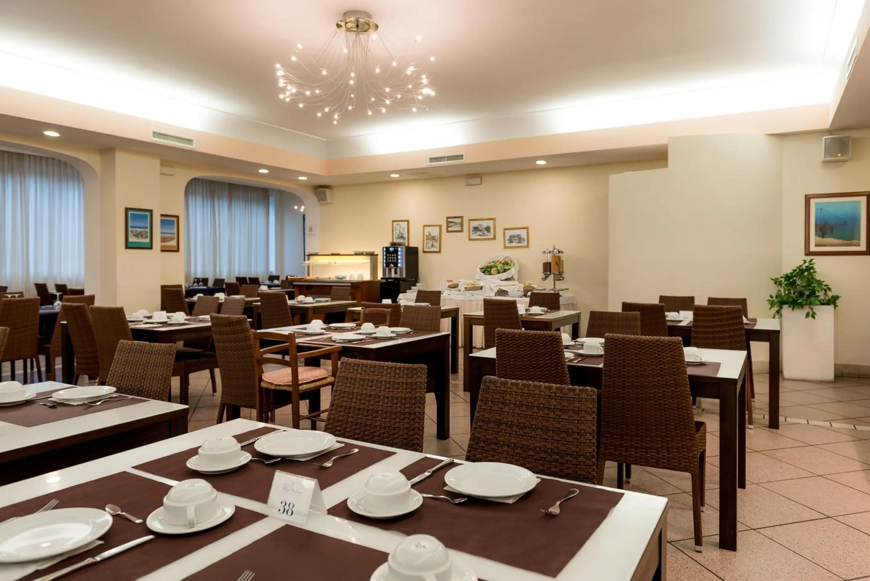 Restaurant/places to eat in Hotel Club Village Maritalia