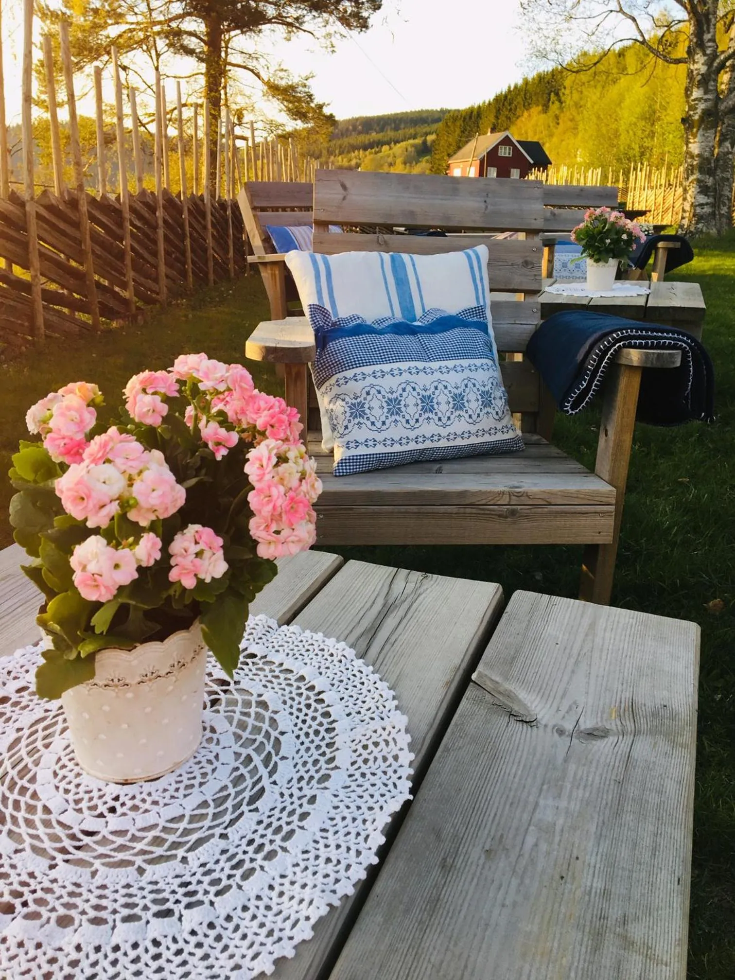 Garden in Glomstad Gjestehus