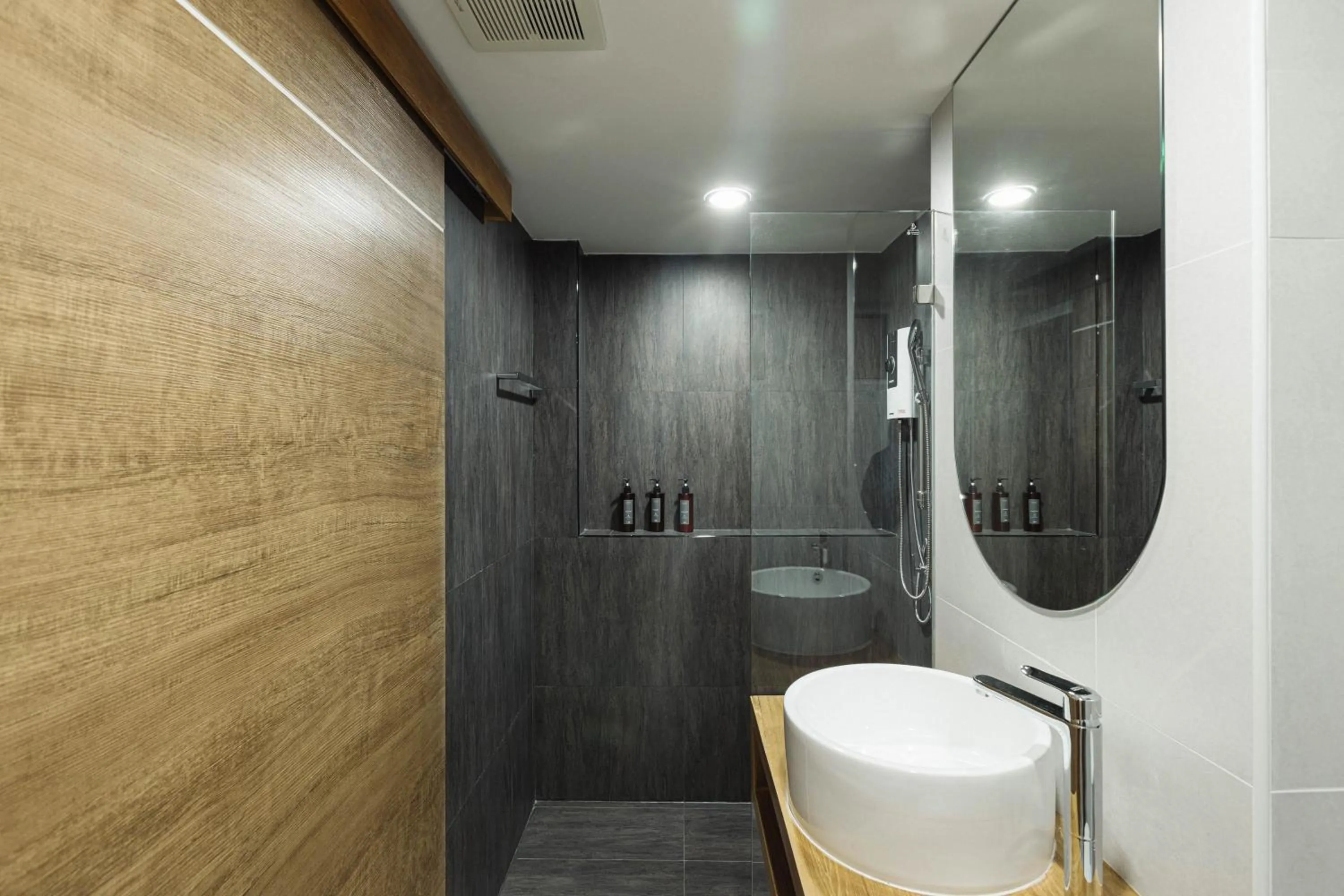 Bathroom in Maplewood Hotel Chiangmai