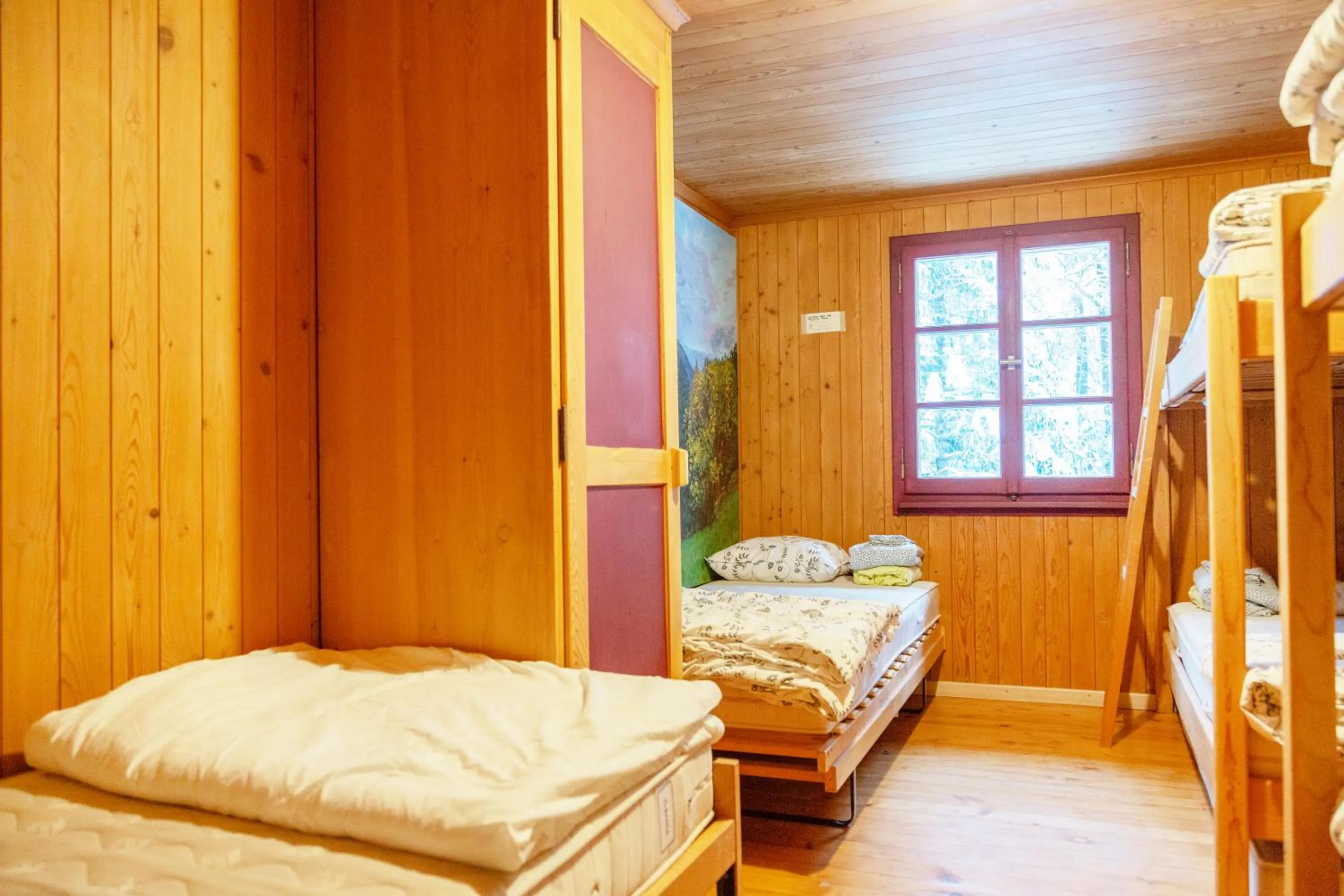 Bed in Kunst- und Naturfreundehaus Brünig