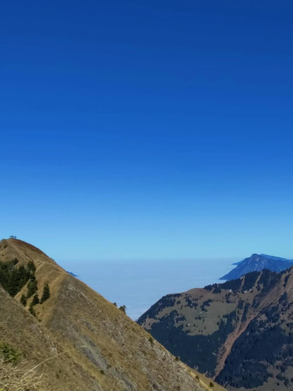 Hiking in Kunst- und Naturfreundehaus Brünig