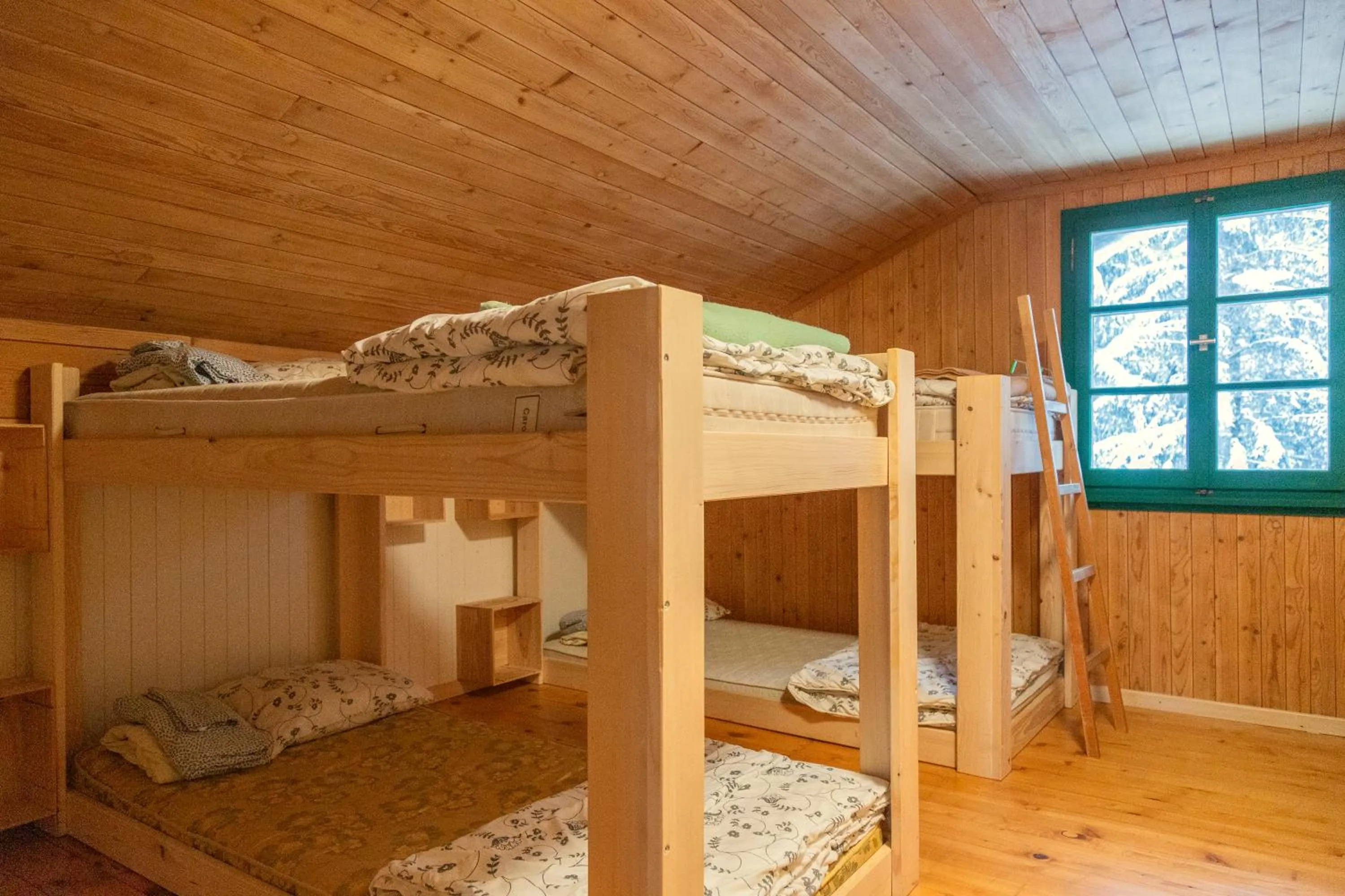 Bed in Kunst- und Naturfreundehaus Brünig