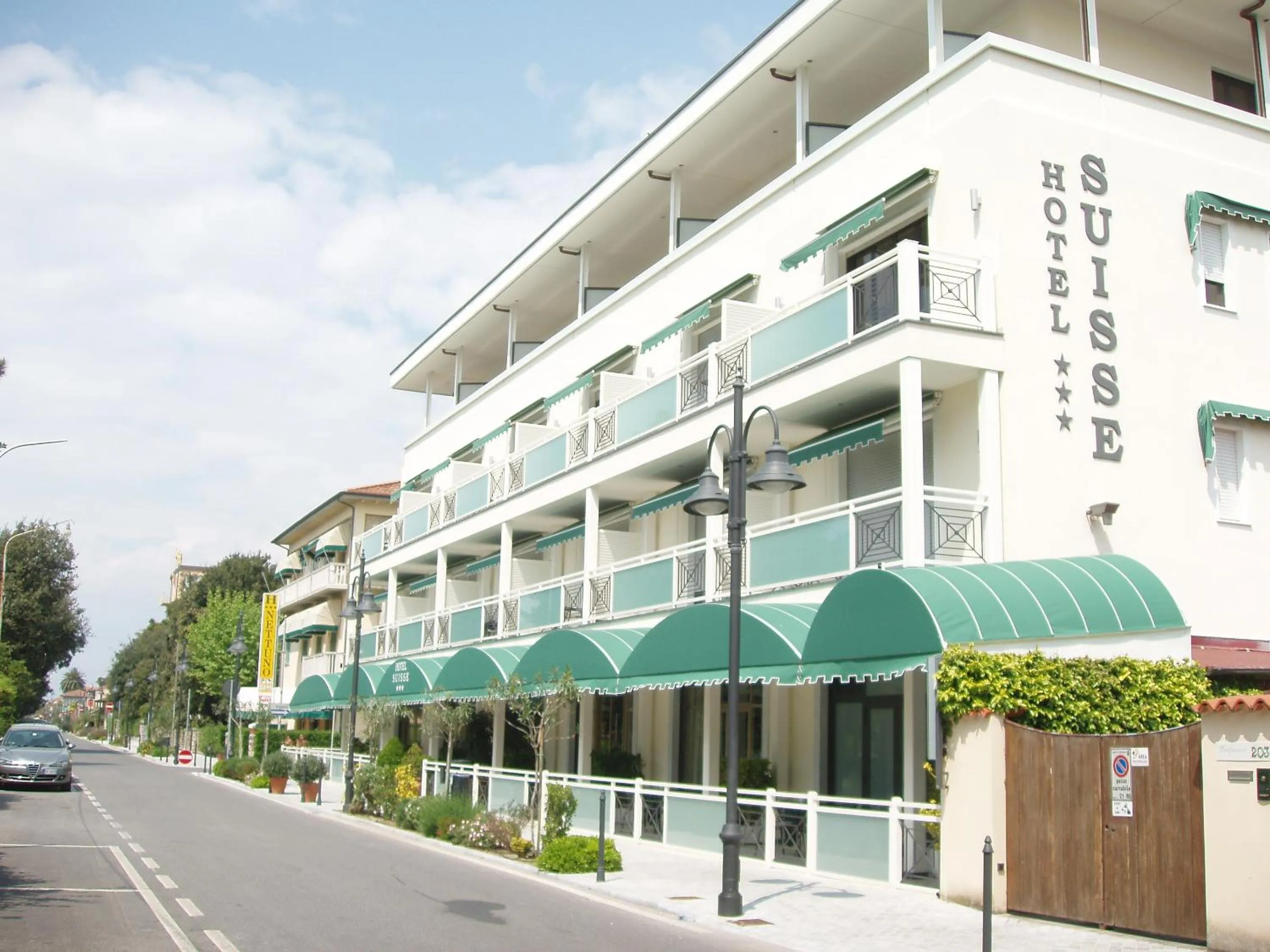 Facade/entrance in Hotel Suisse