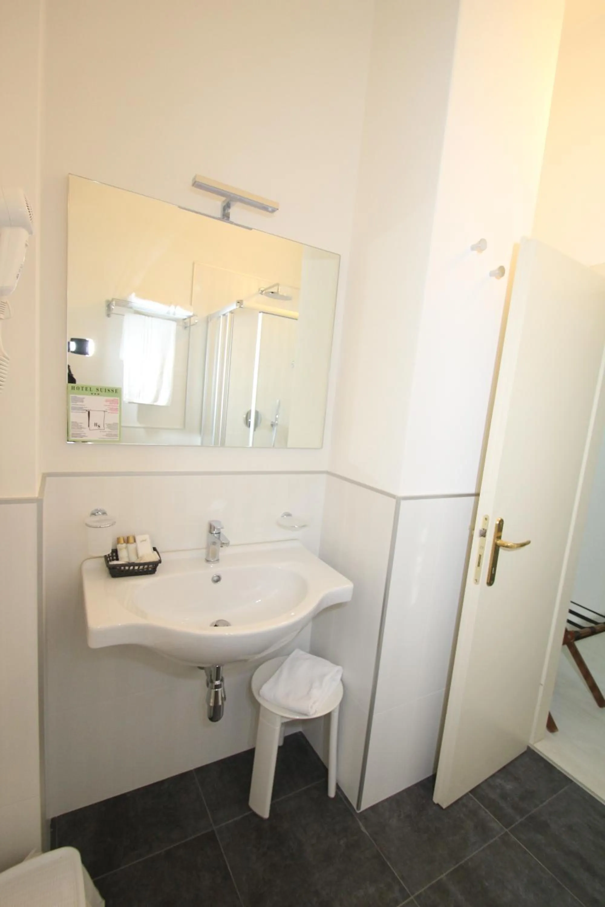 Bathroom in Hotel Suisse