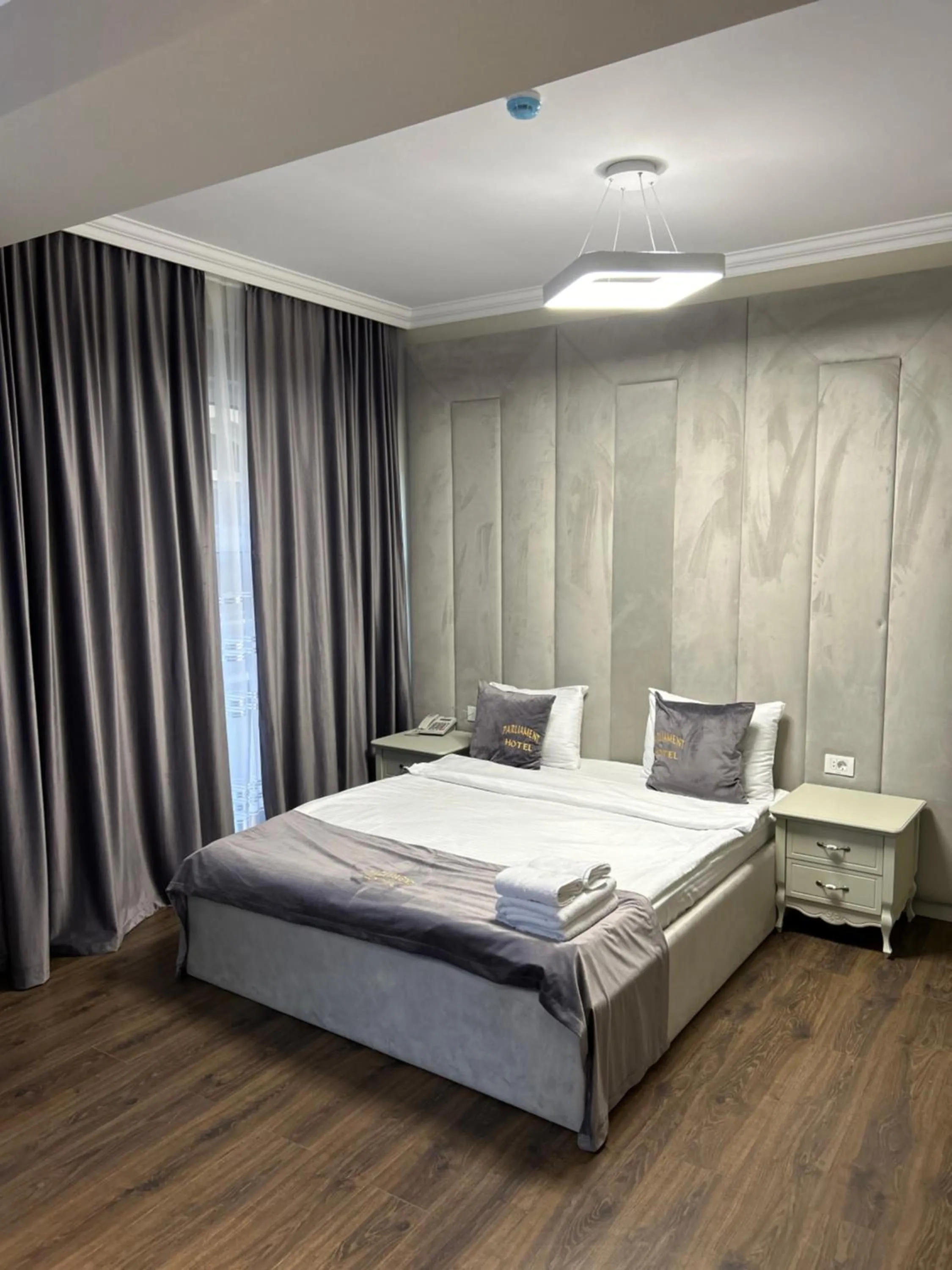 Bed in Parliament Hotel Baku