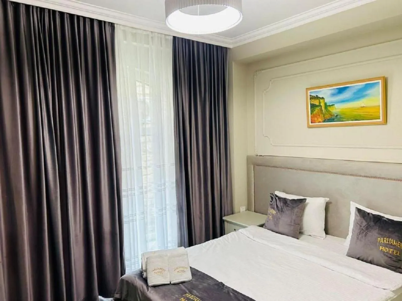 Bed in Parliament Hotel Baku