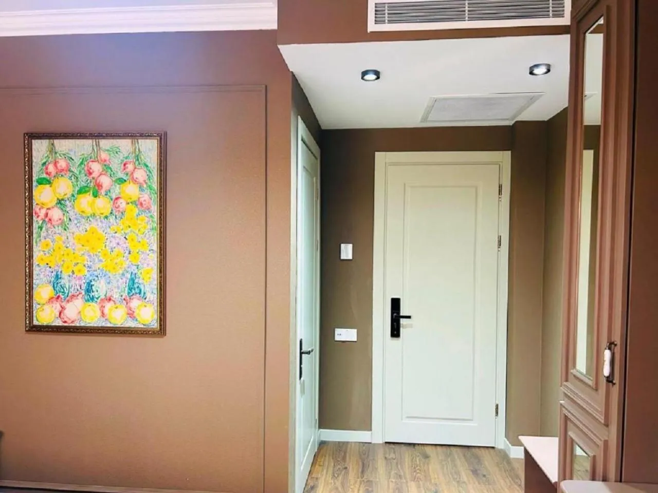 Photo of the whole room in Parliament Hotel Baku