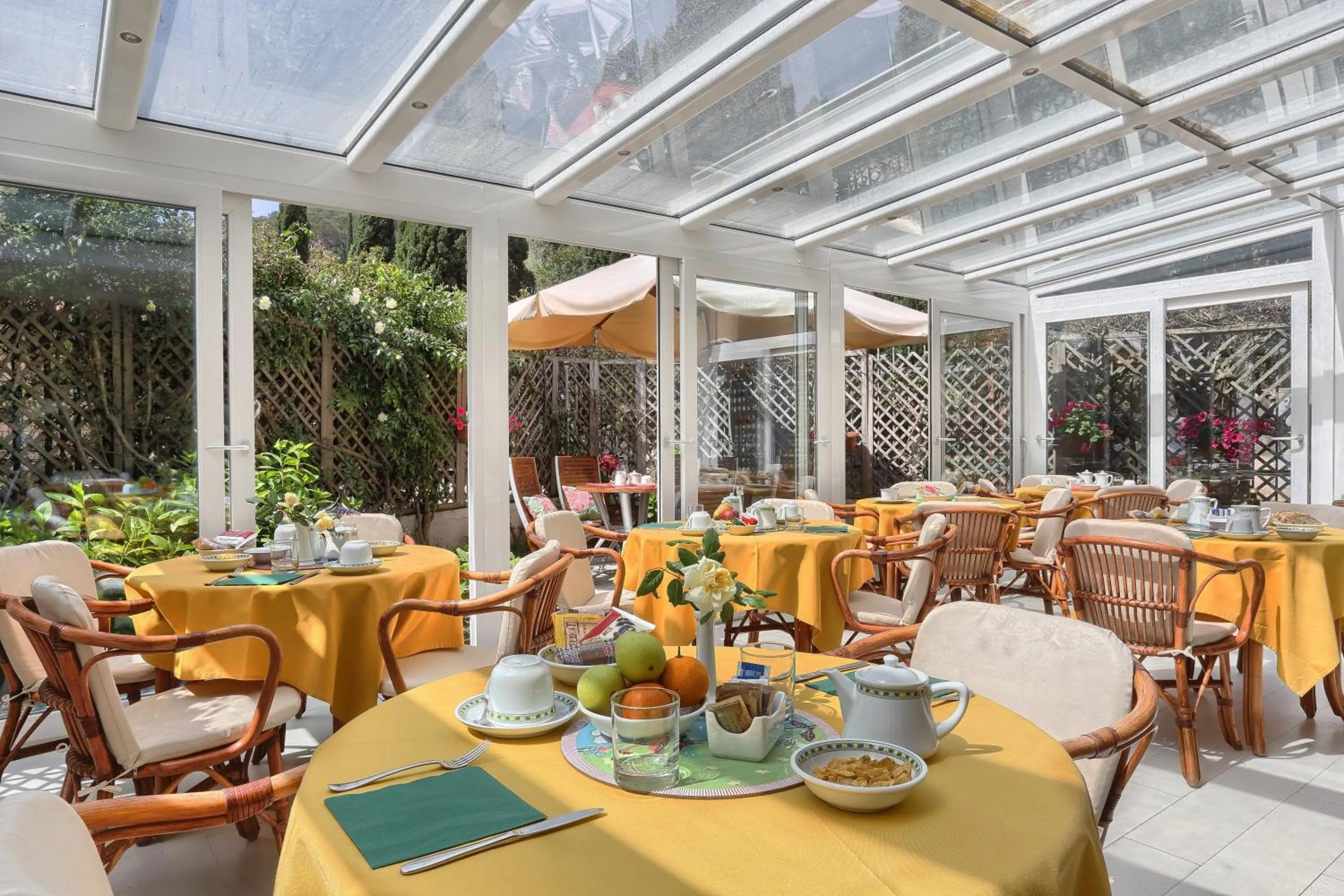 Balcony/Terrace in Hotel Yacht Club