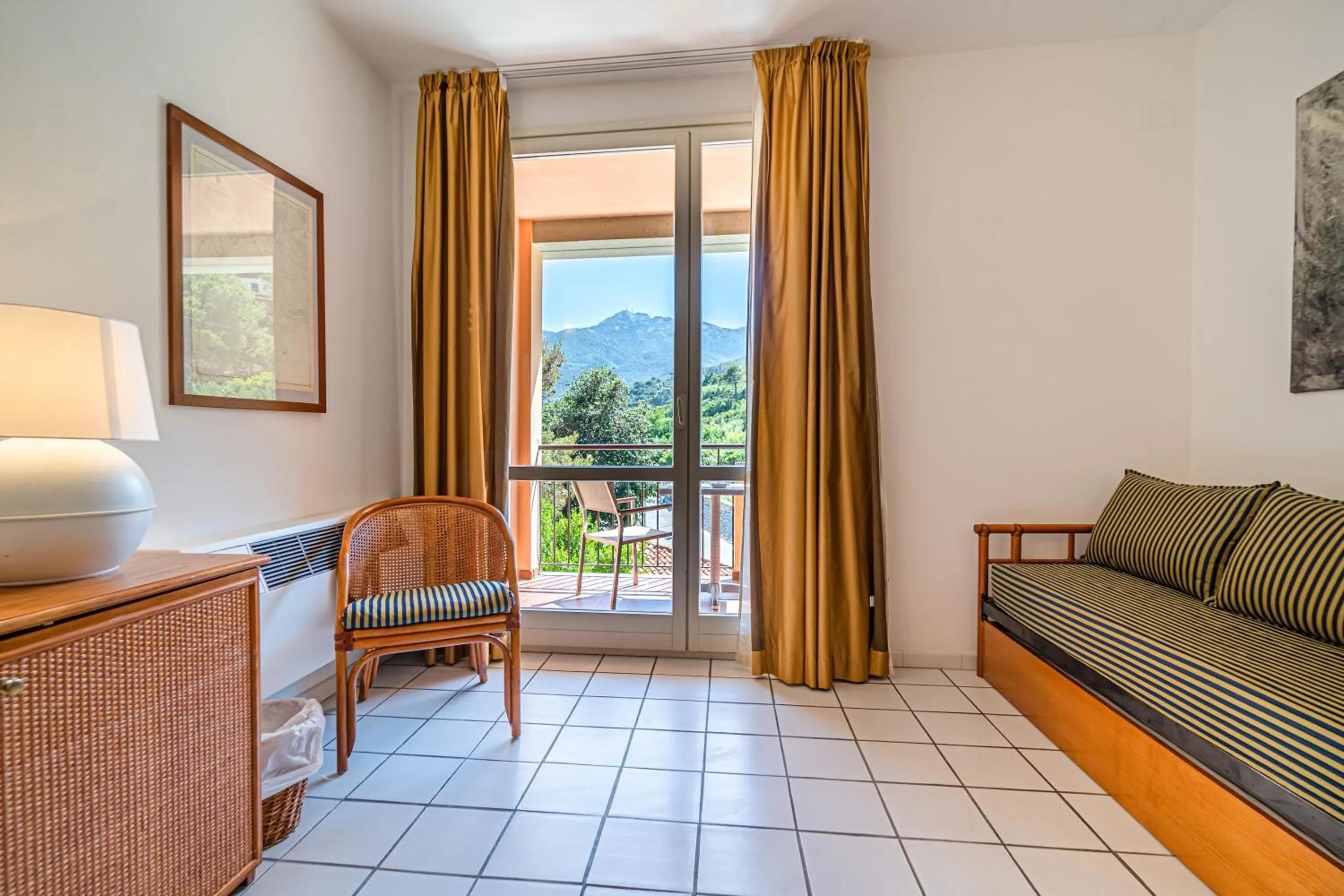 Living room in Hotel Yacht Club