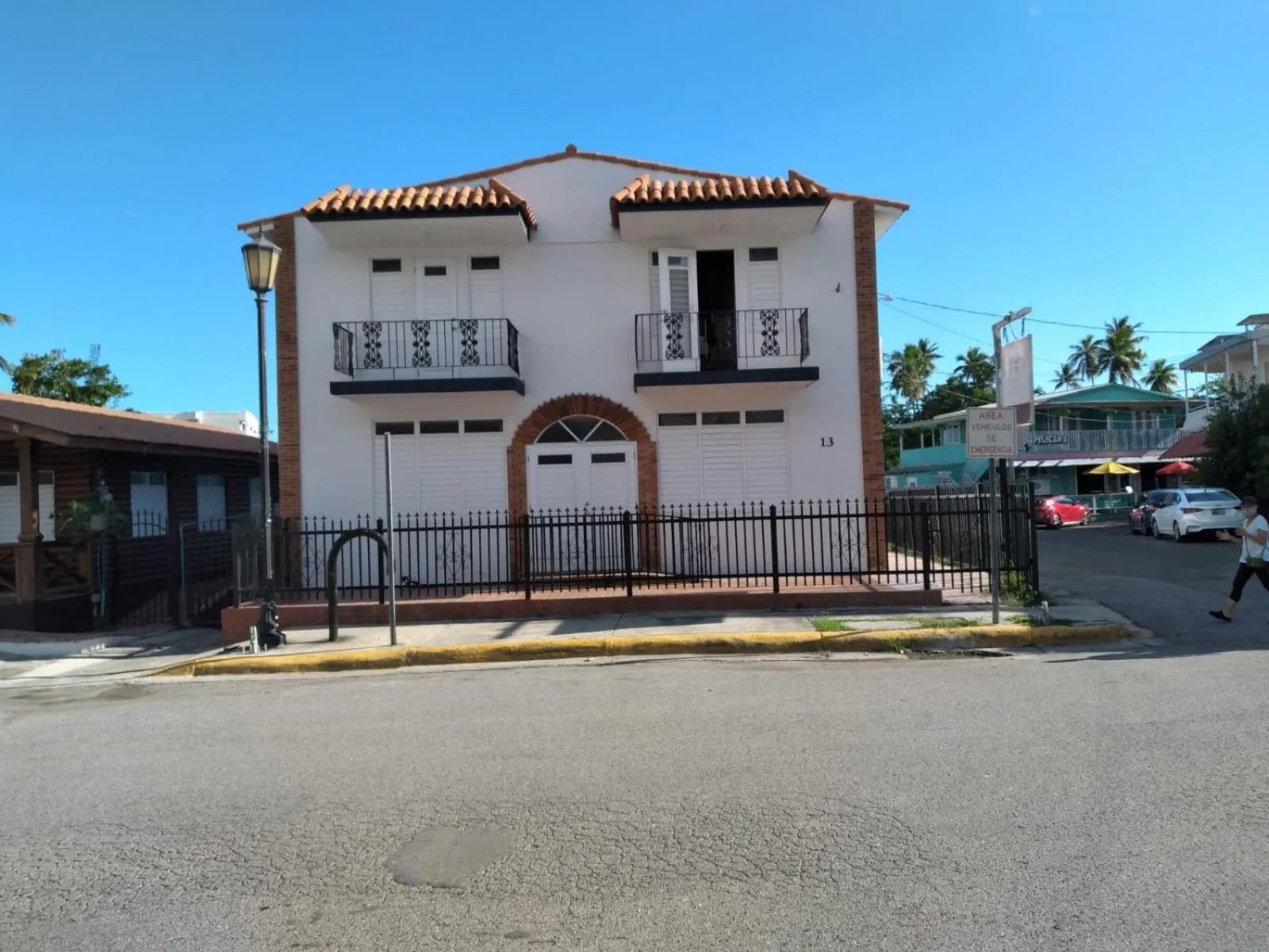 Property building in Wild Flowers Rooms