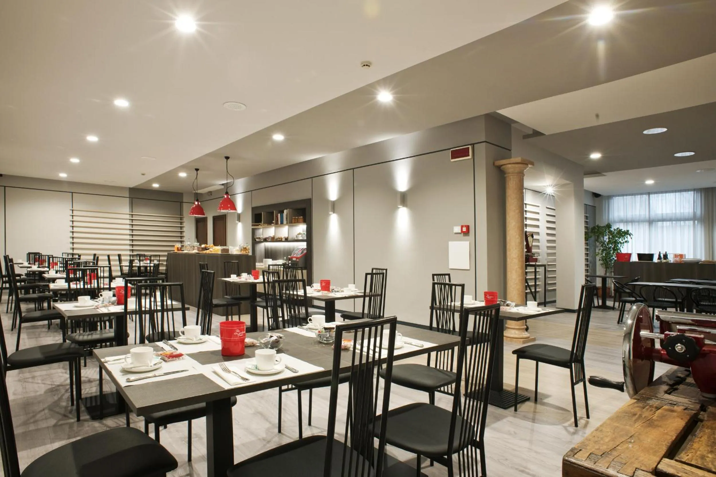 Restaurant/places to eat in Hotel Bareta