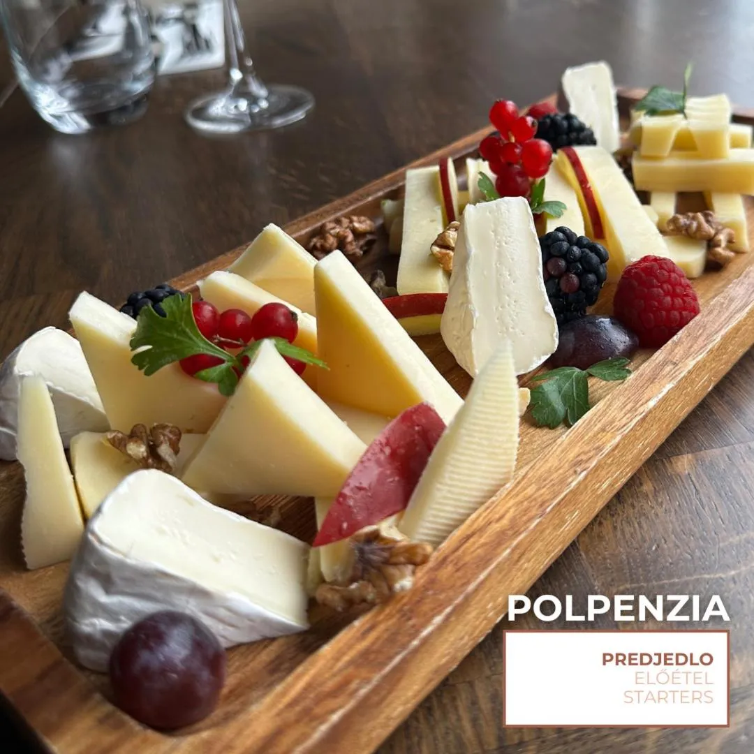 Food and drinks in HOTEL EUROPA