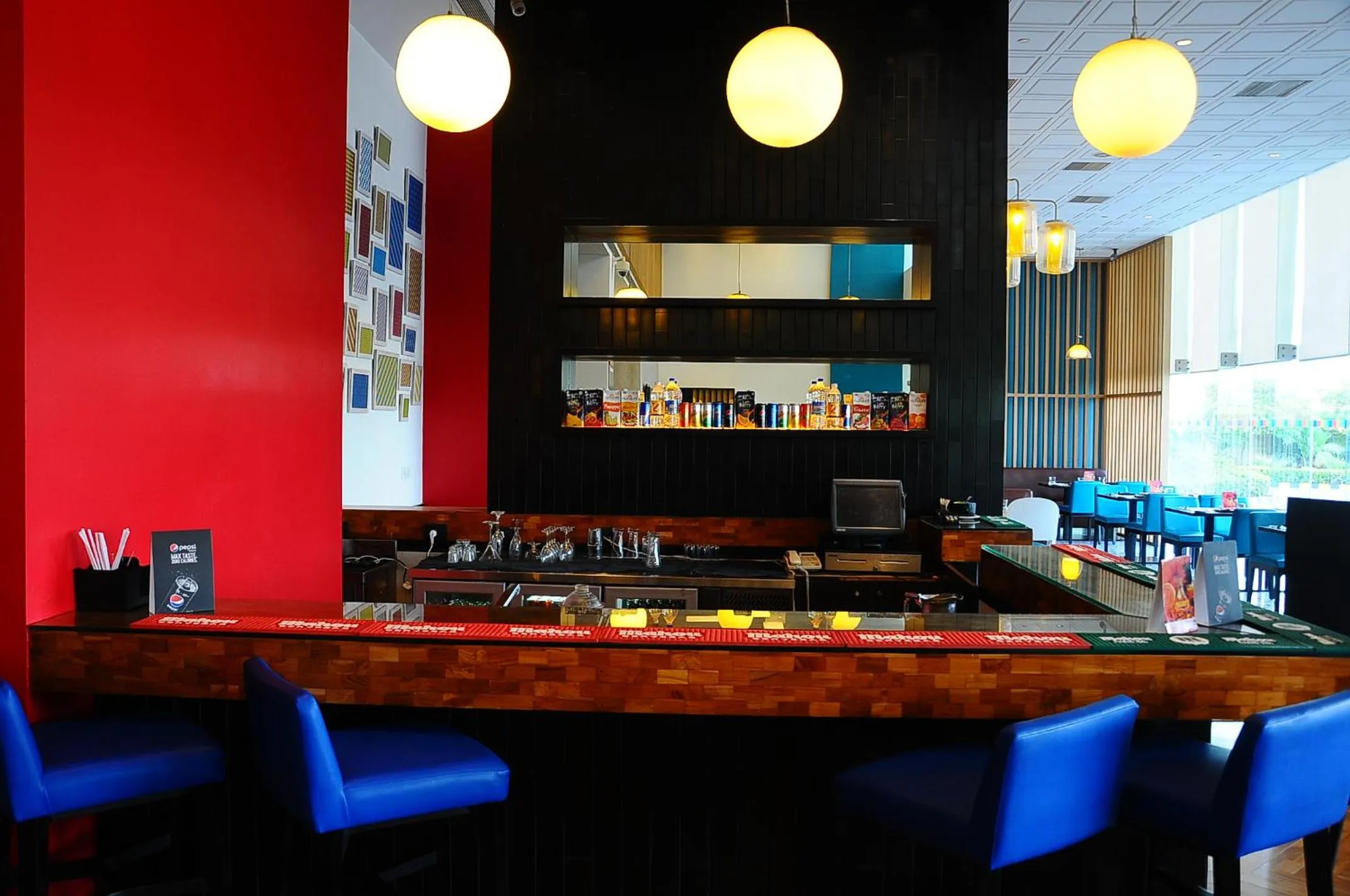 Restaurant/places to eat in Park Inn By Radisson Gurgaon Bilaspur