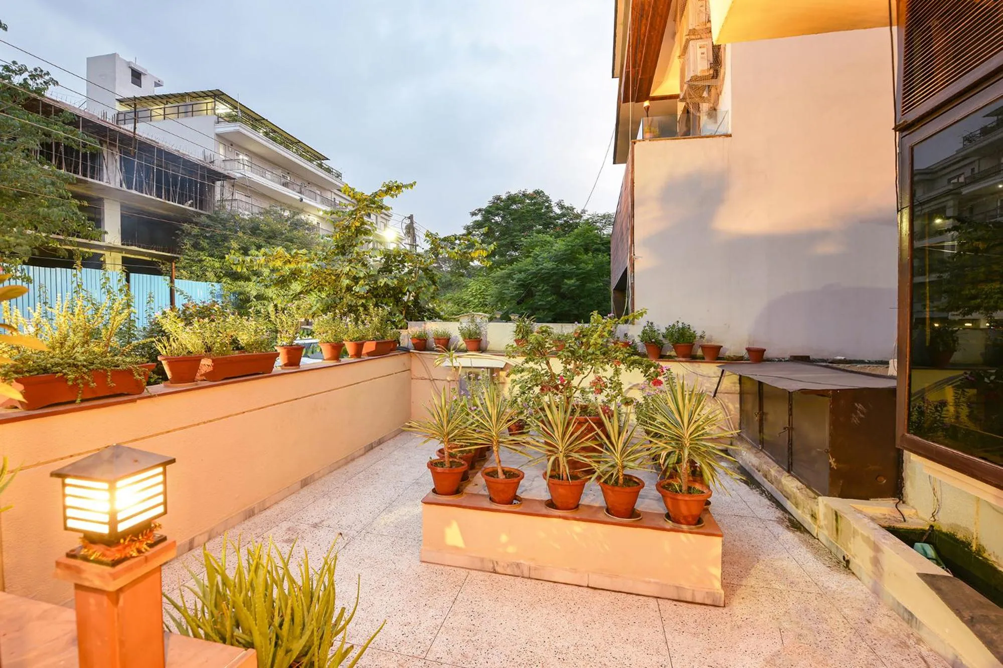 Facade/entrance in FabHotel Siris 18 - Aravali Biodiversity Park