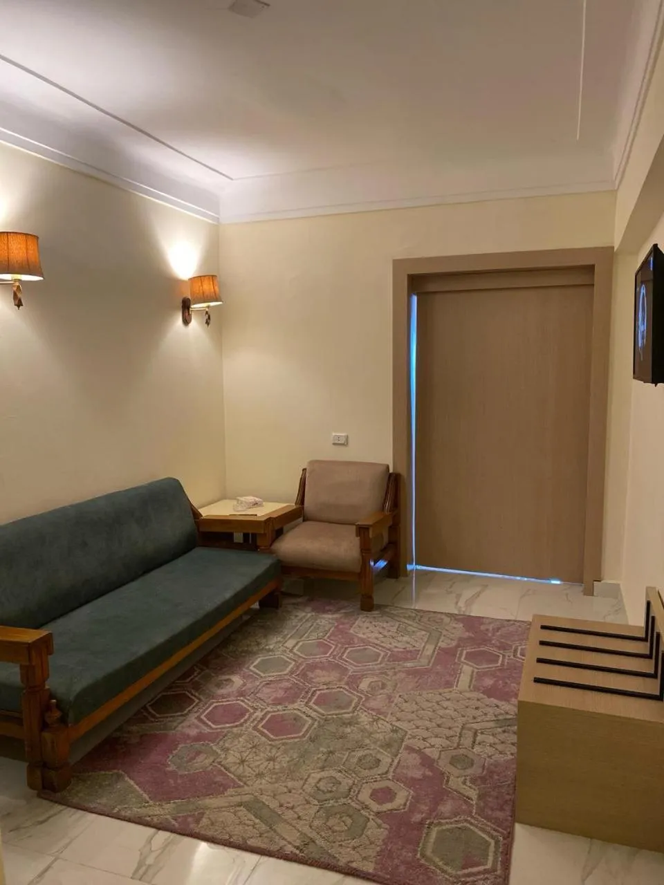 Living room in Regency Hotel Alexandria