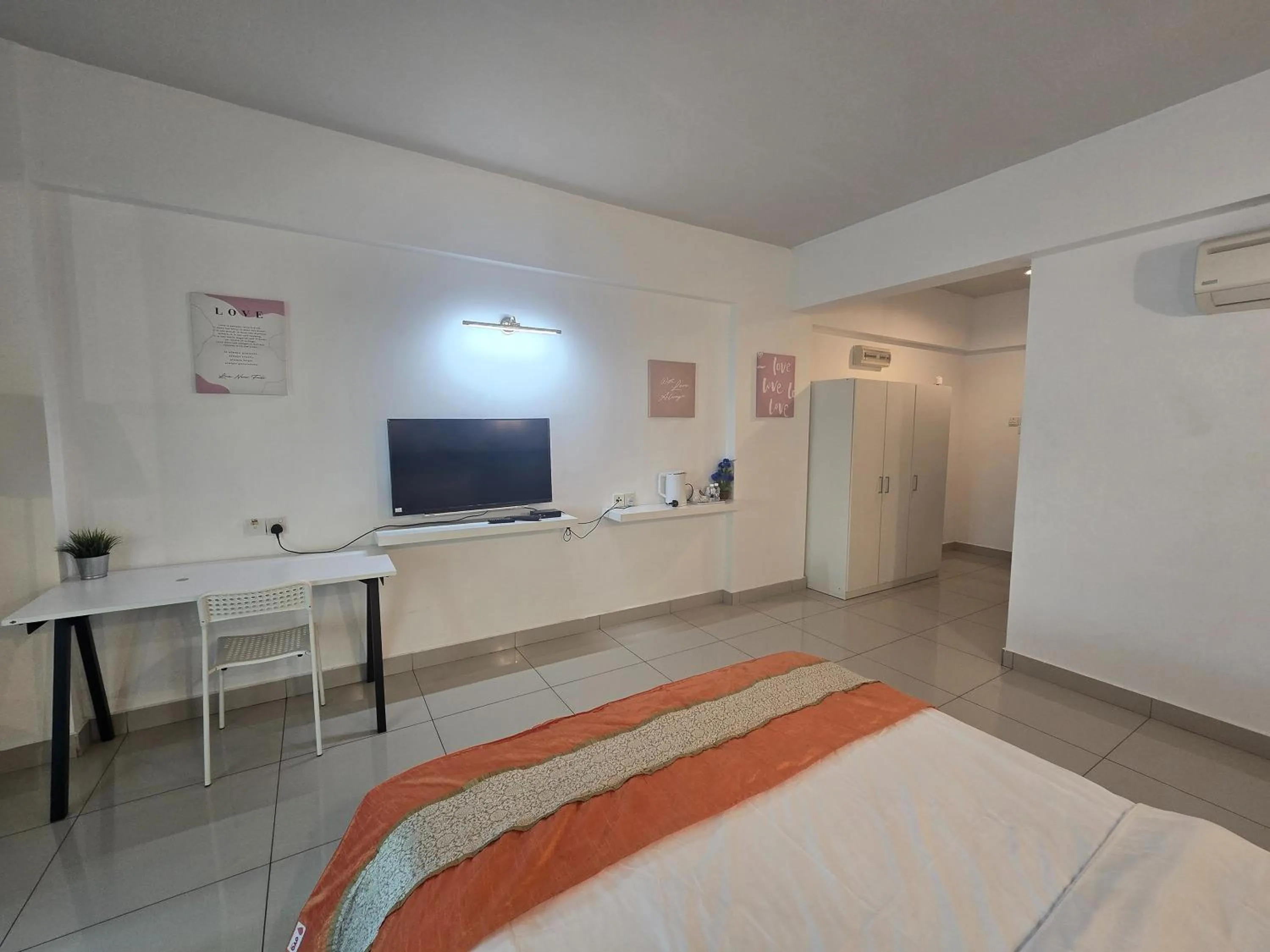 TV and multimedia, Bed in Aster+ Hotel Bukit Jalil