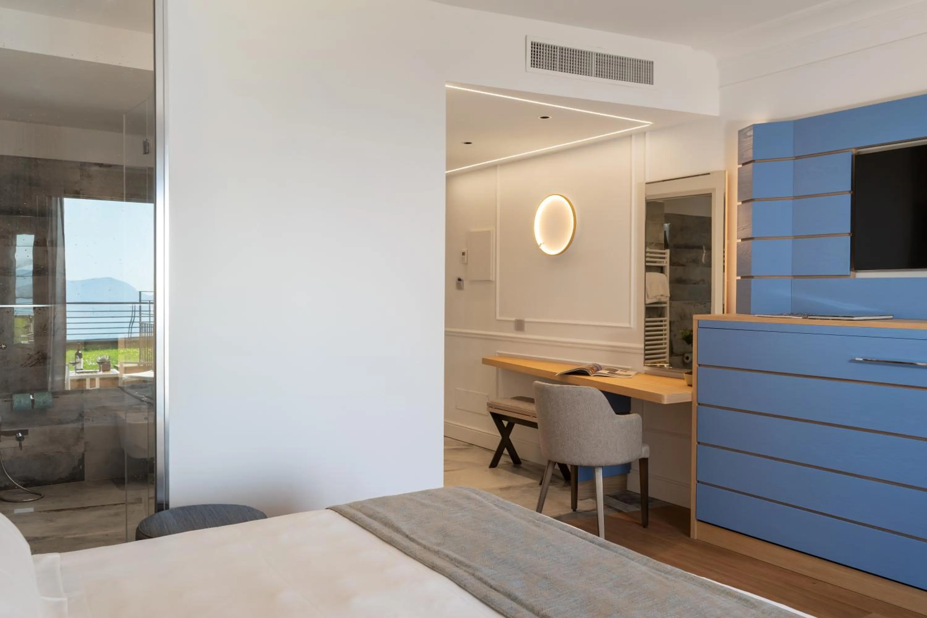 TV and multimedia, Bed in Golfo dei Poeti Relais & Spa