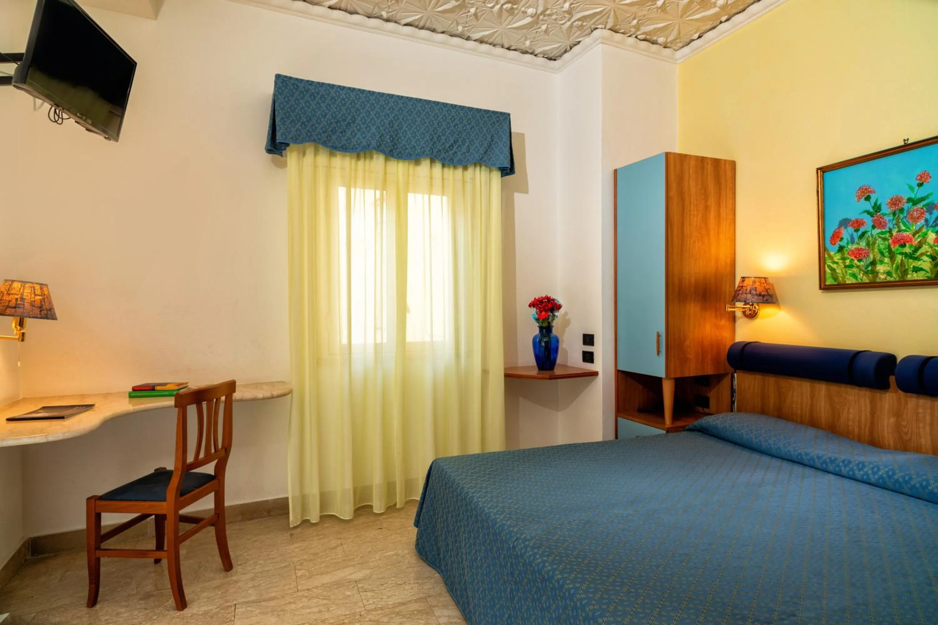 Bed in Hotel Vello d'Oro