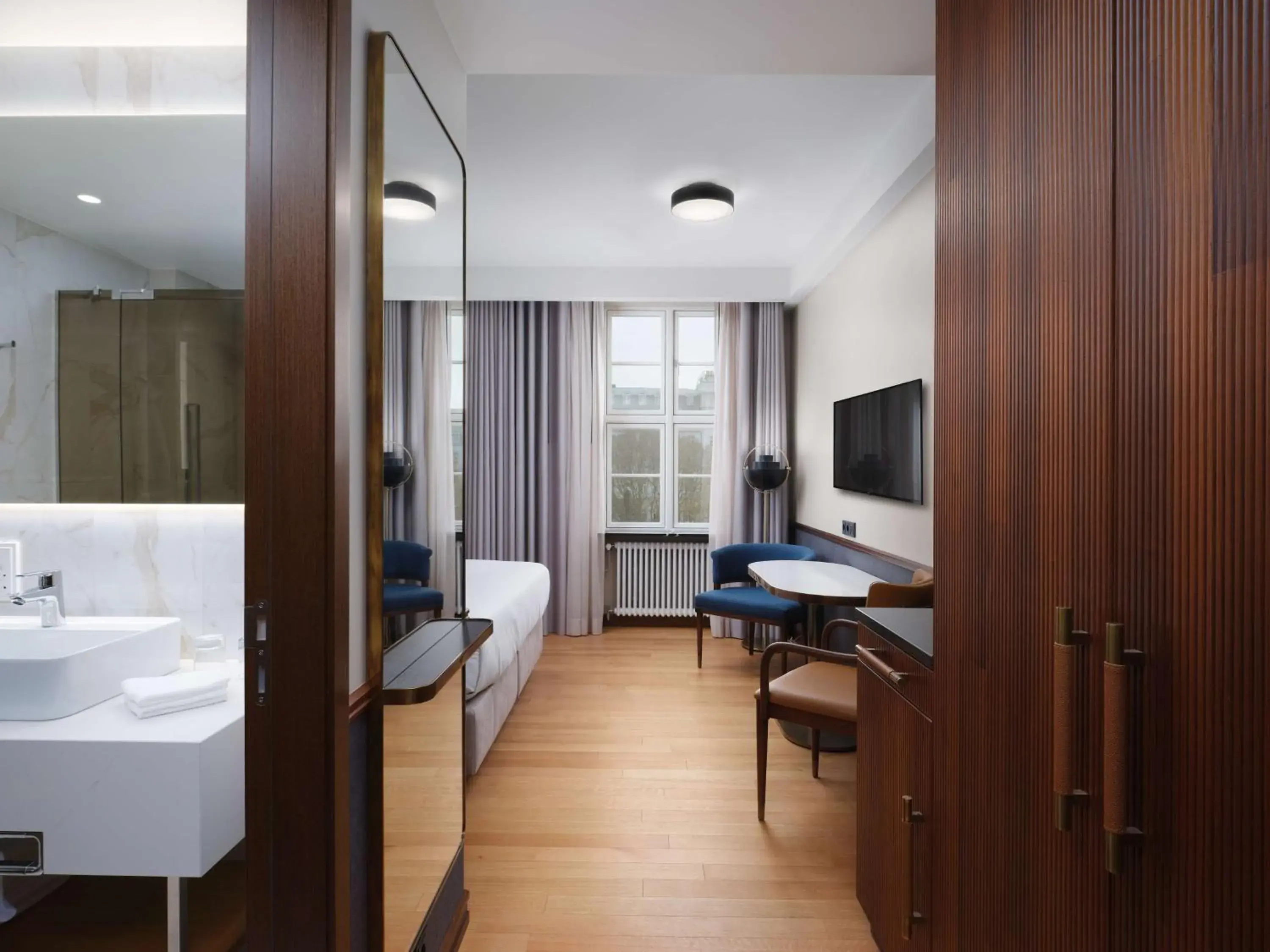 Superior King Room in Iceland Parliament Hotel, Curio Collection By Hilton Superior King Room in Iceland Parliament Hotel, Curio Collection By Hilton