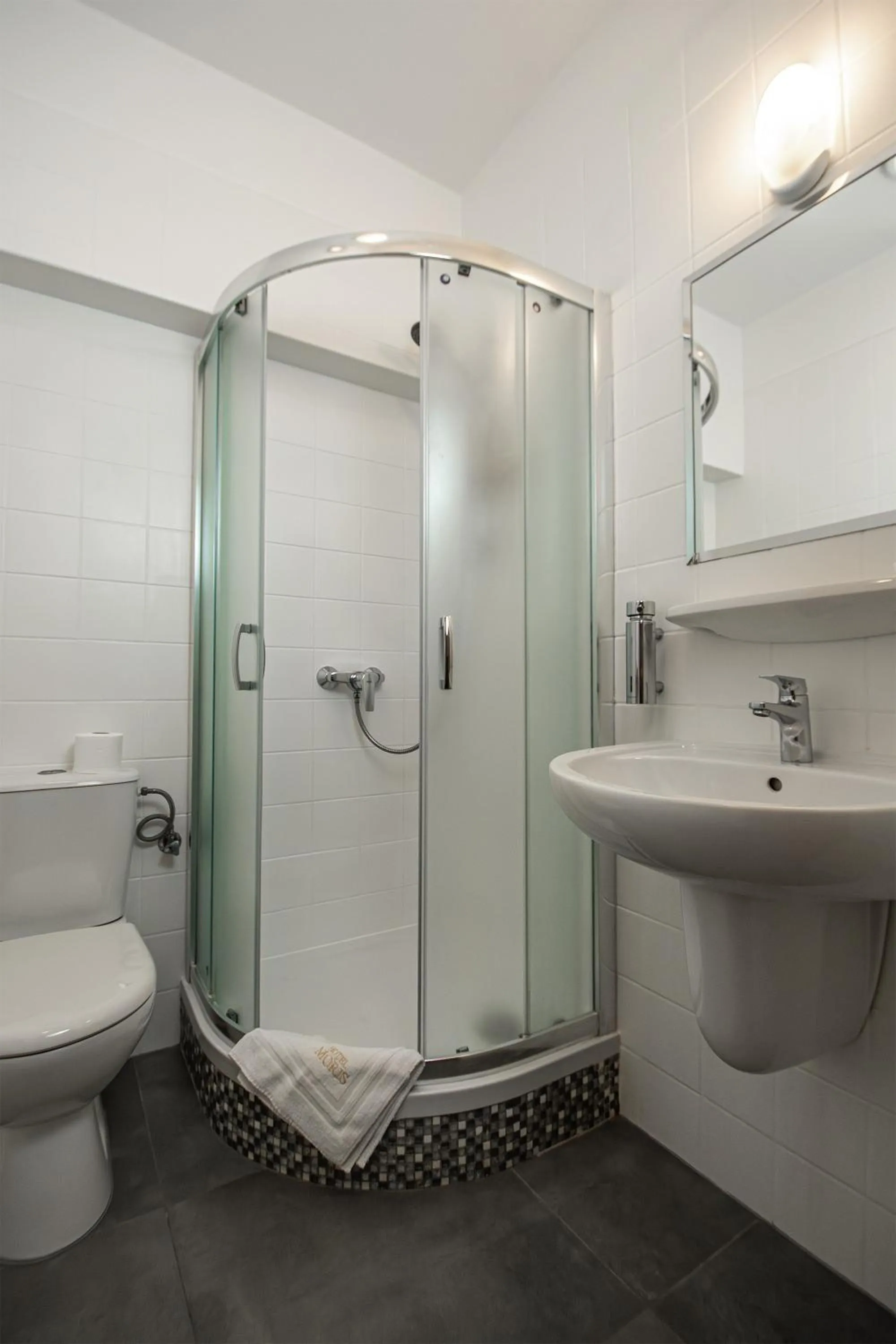 Shower in Moris Boutique Beach Hotel