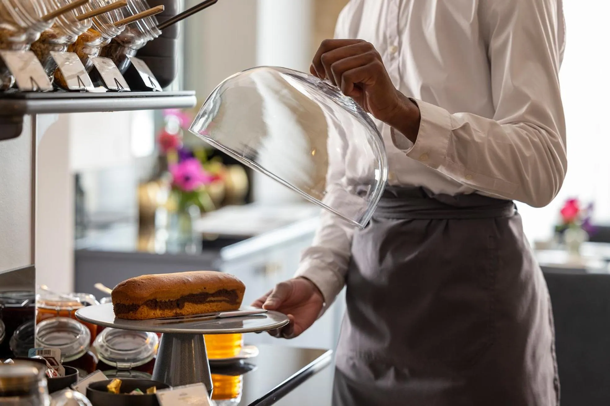 Breakfast in Hôtel Madeleine Plaza