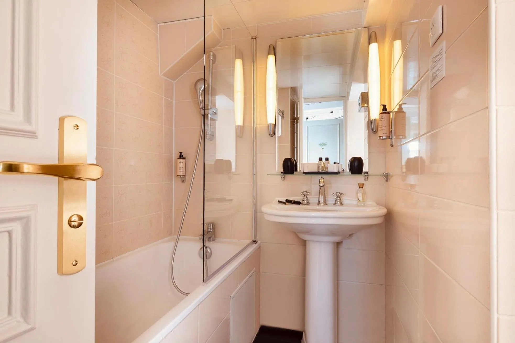 Hôtel Madeleine Plaza