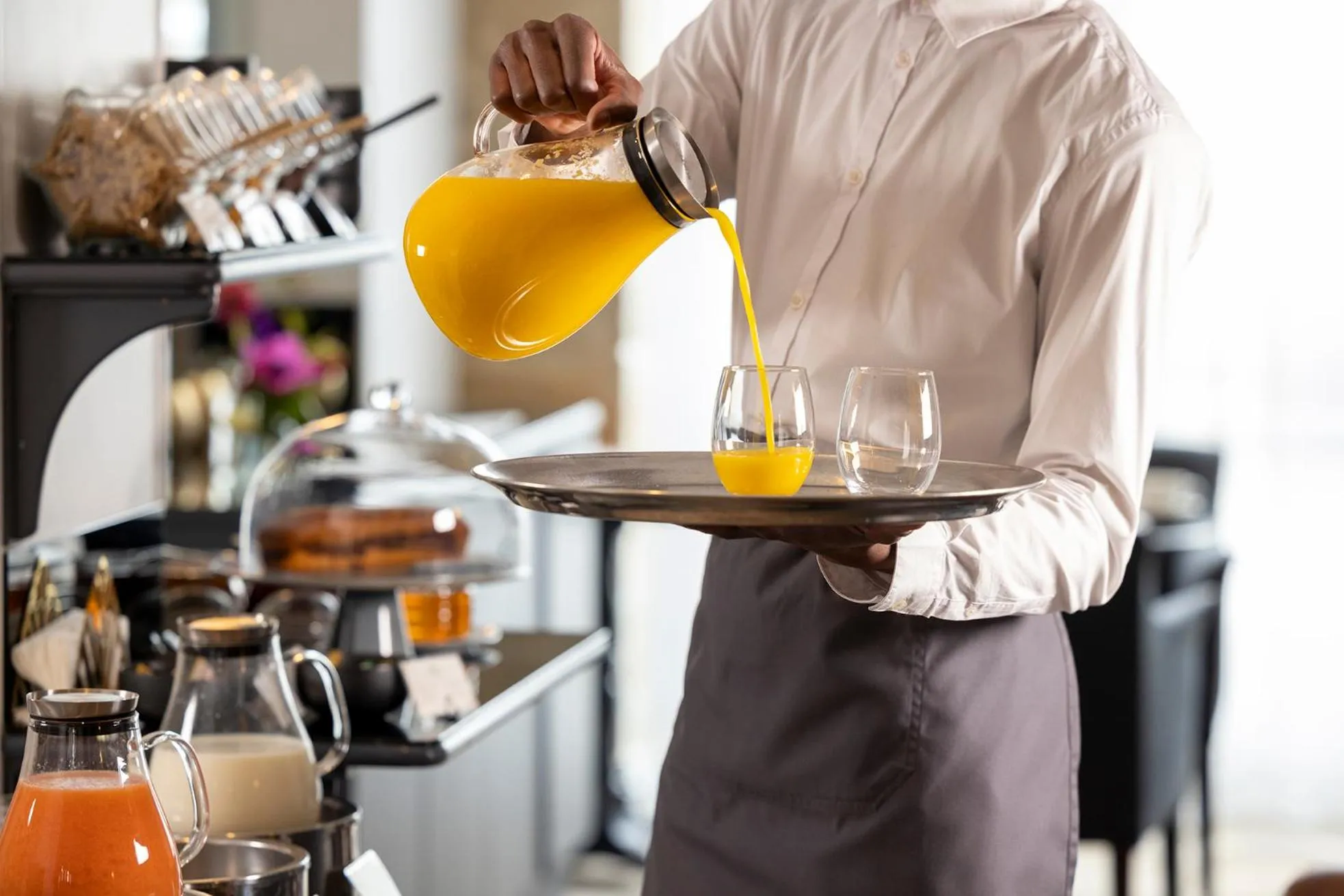 Breakfast in Hôtel Madeleine Plaza