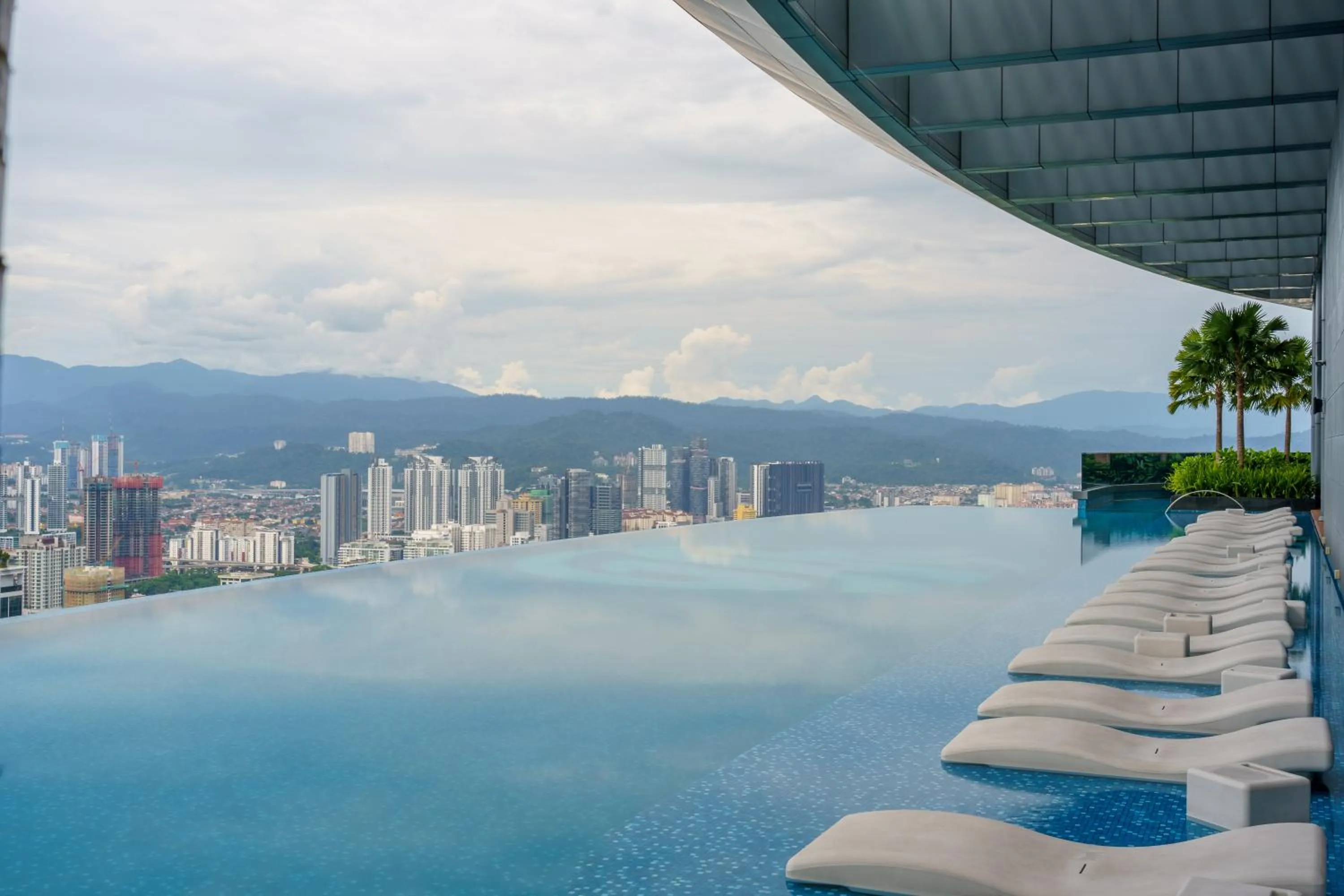 Hot Tub in Eaton Residence KLCC