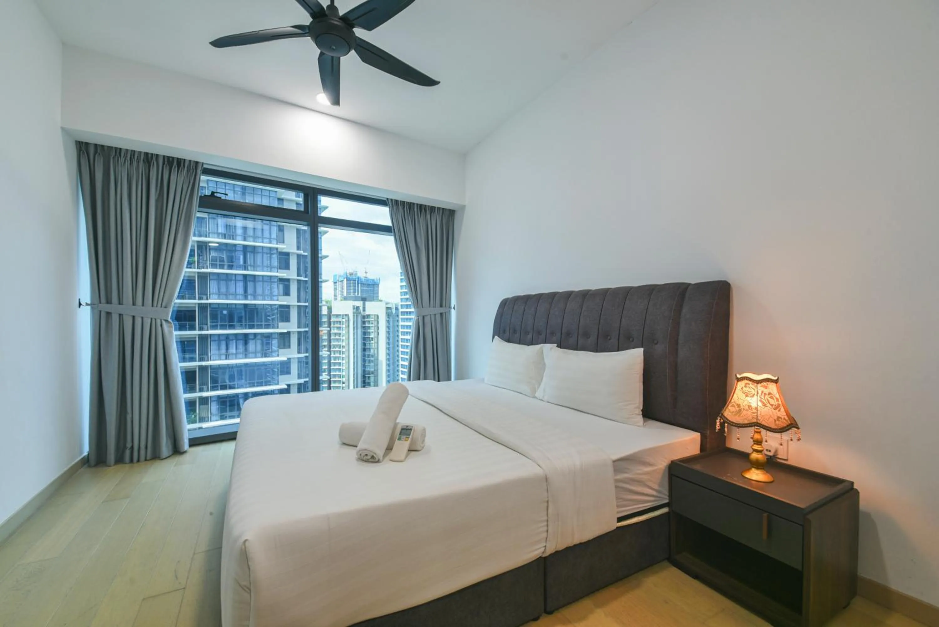 Bed in Eaton Residence KLCC