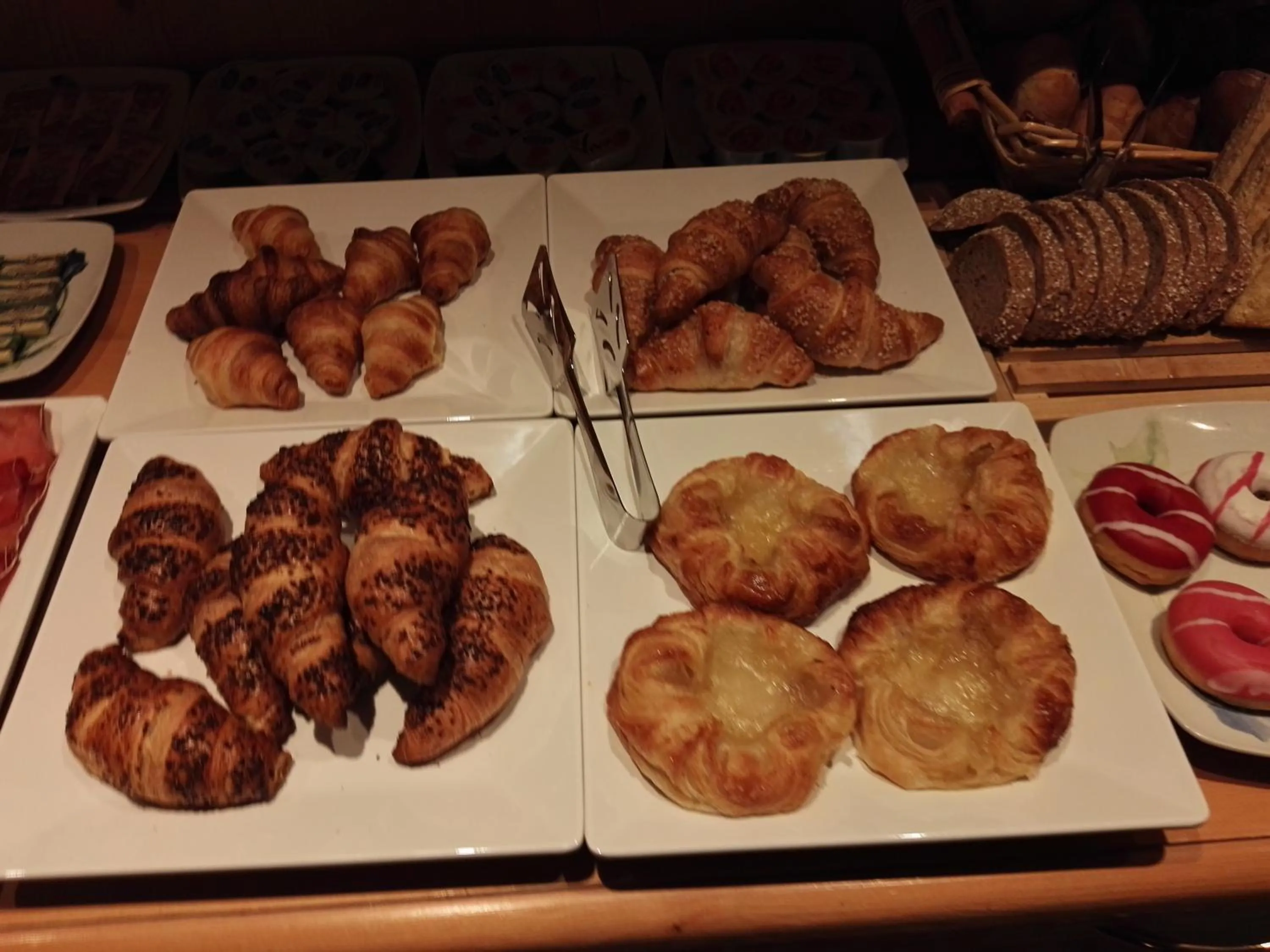 Buffet breakfast in Garni Baita Cecilia