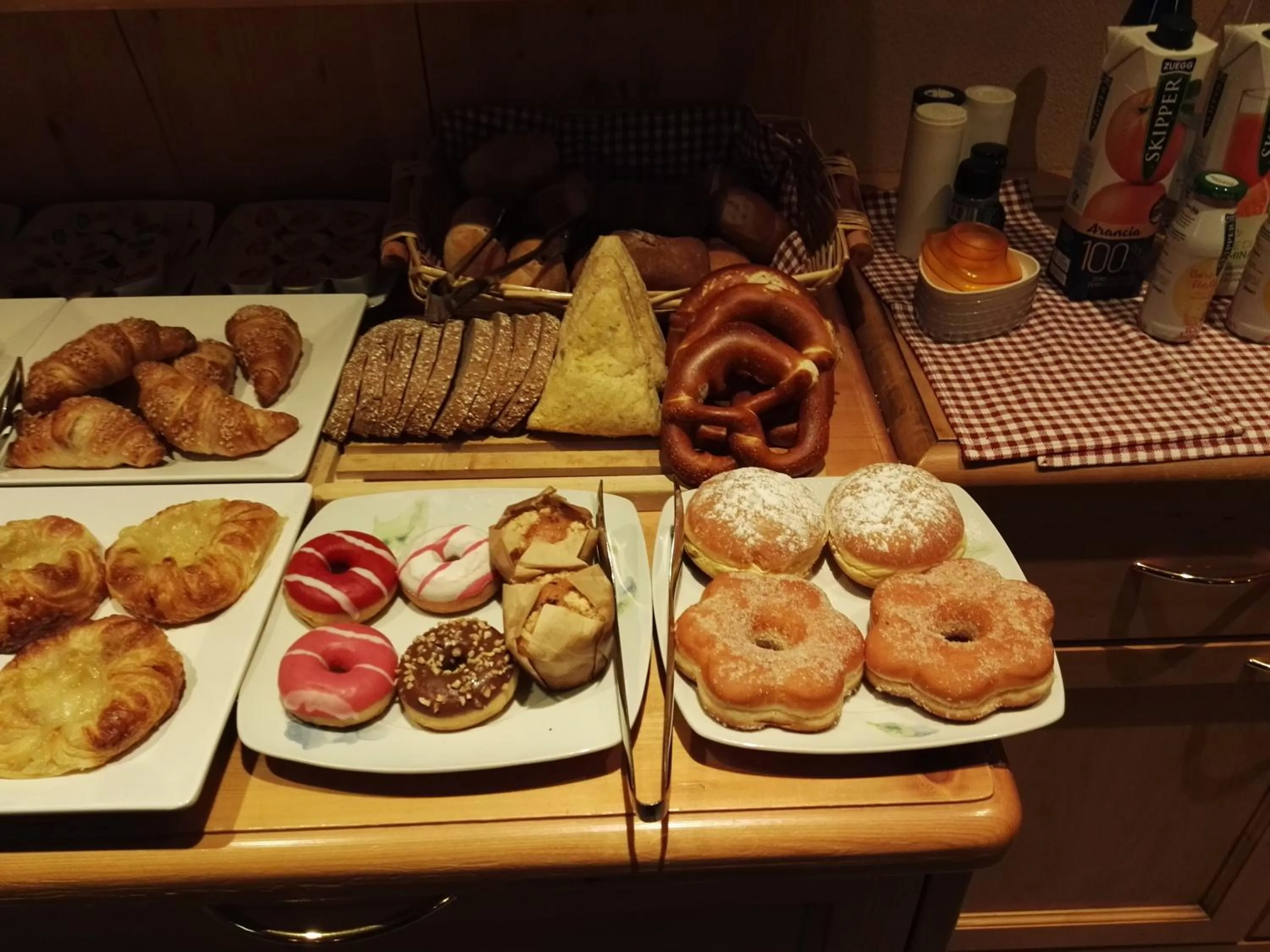 Breakfast in Garni Baita Cecilia