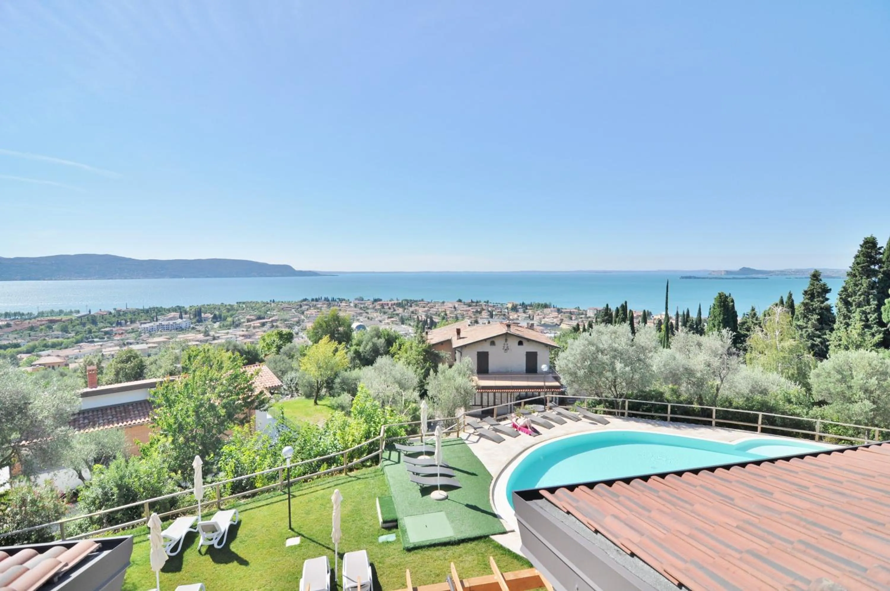 Solarium in La Chioma di Berenice Garda Residence