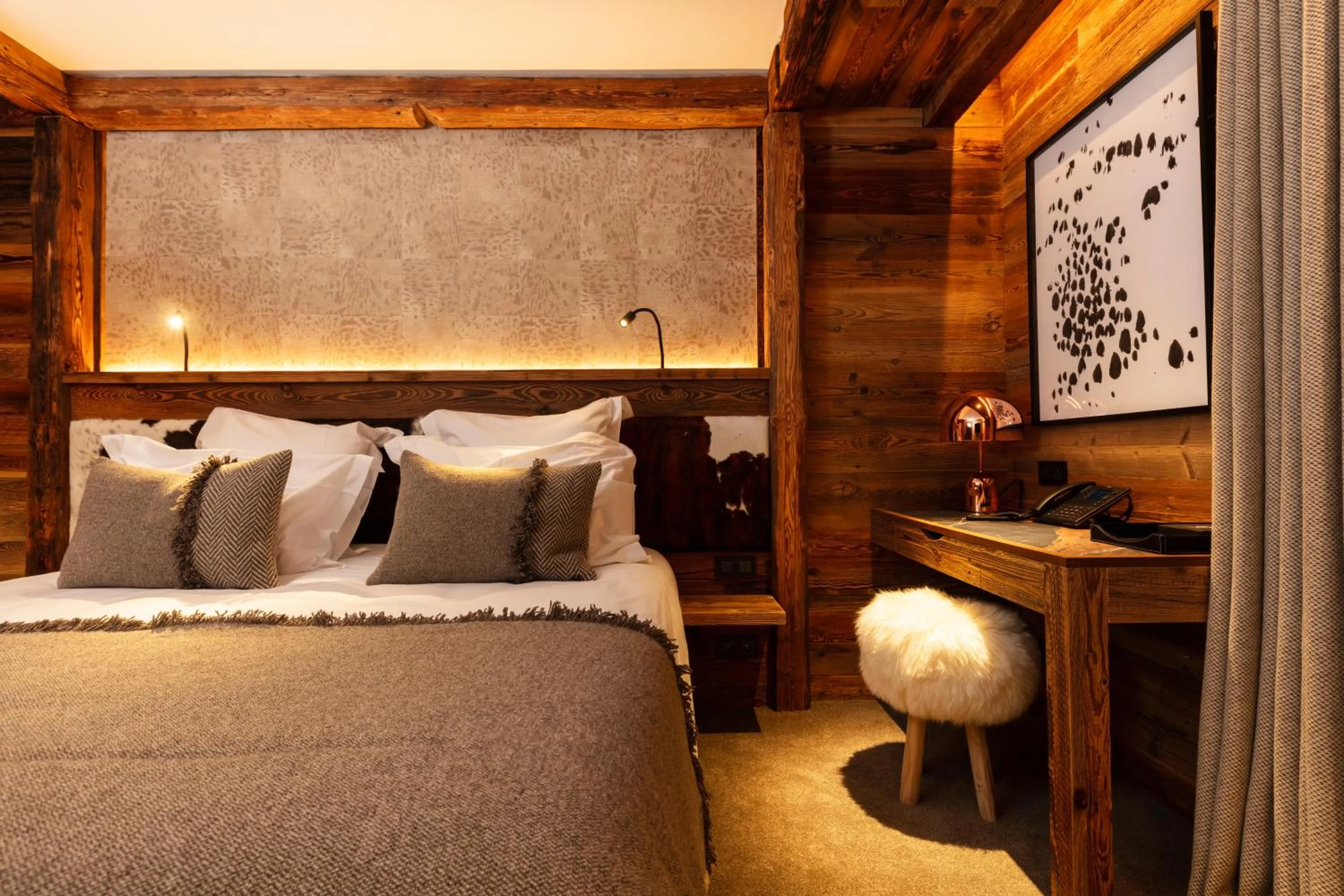 Bedroom, Bed in M Lodge & Spa