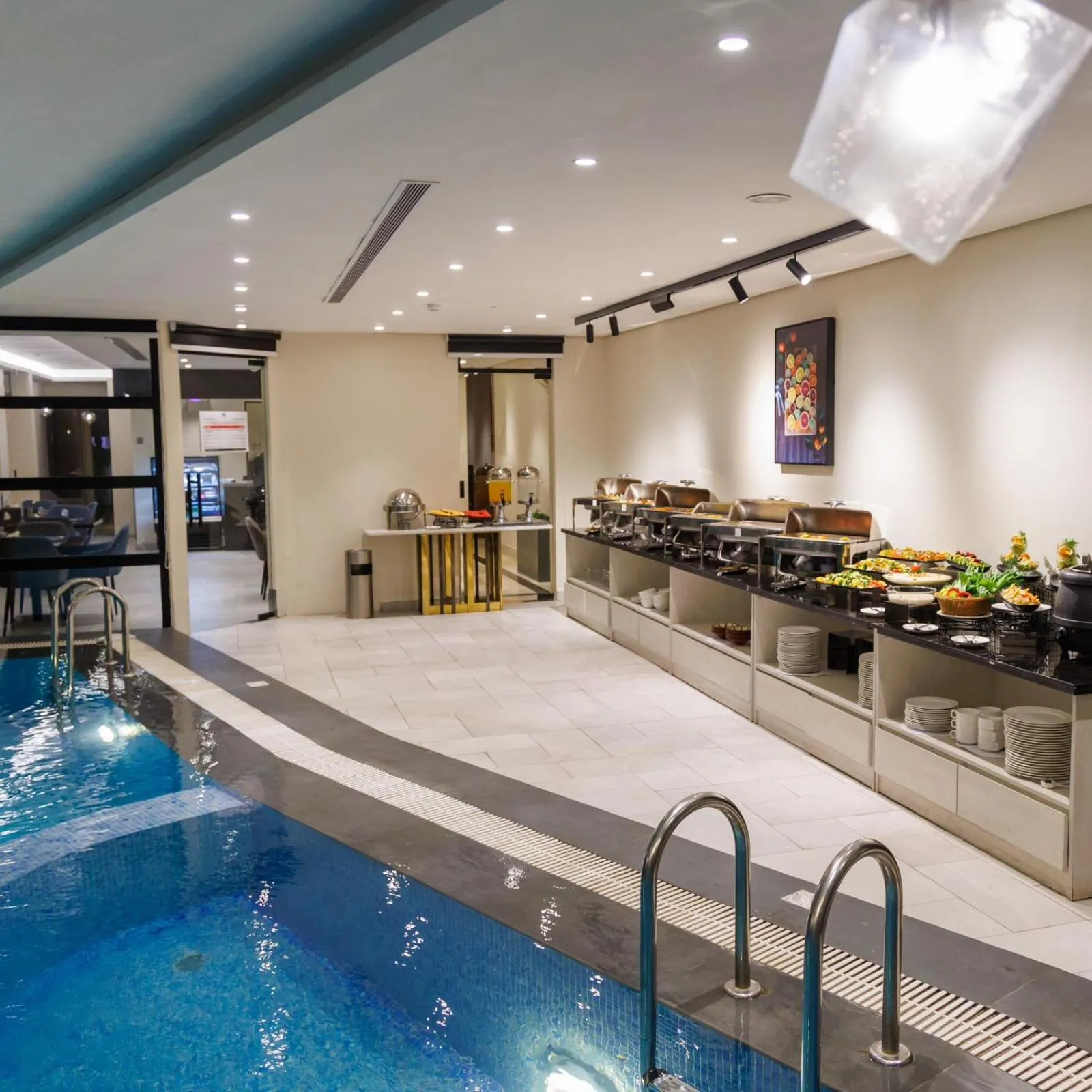 Restaurant/places to eat in Marlo Hotel - فندق مارلو