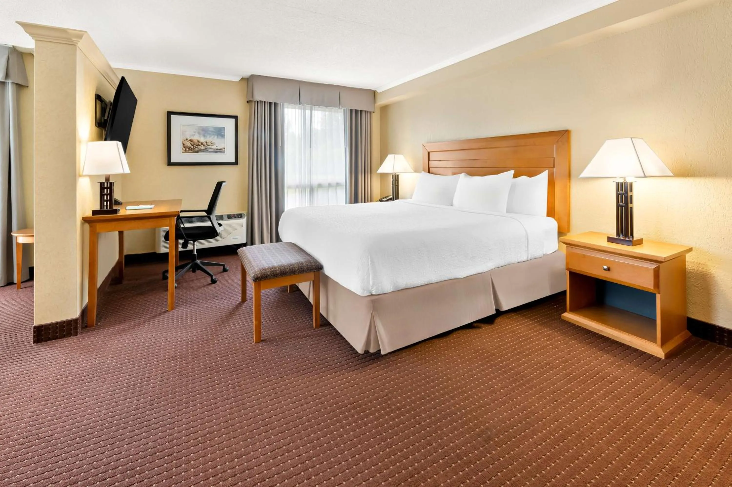 Photo of the whole room, Bed in Best Western Plus NorWester Hotel & Conference Centre