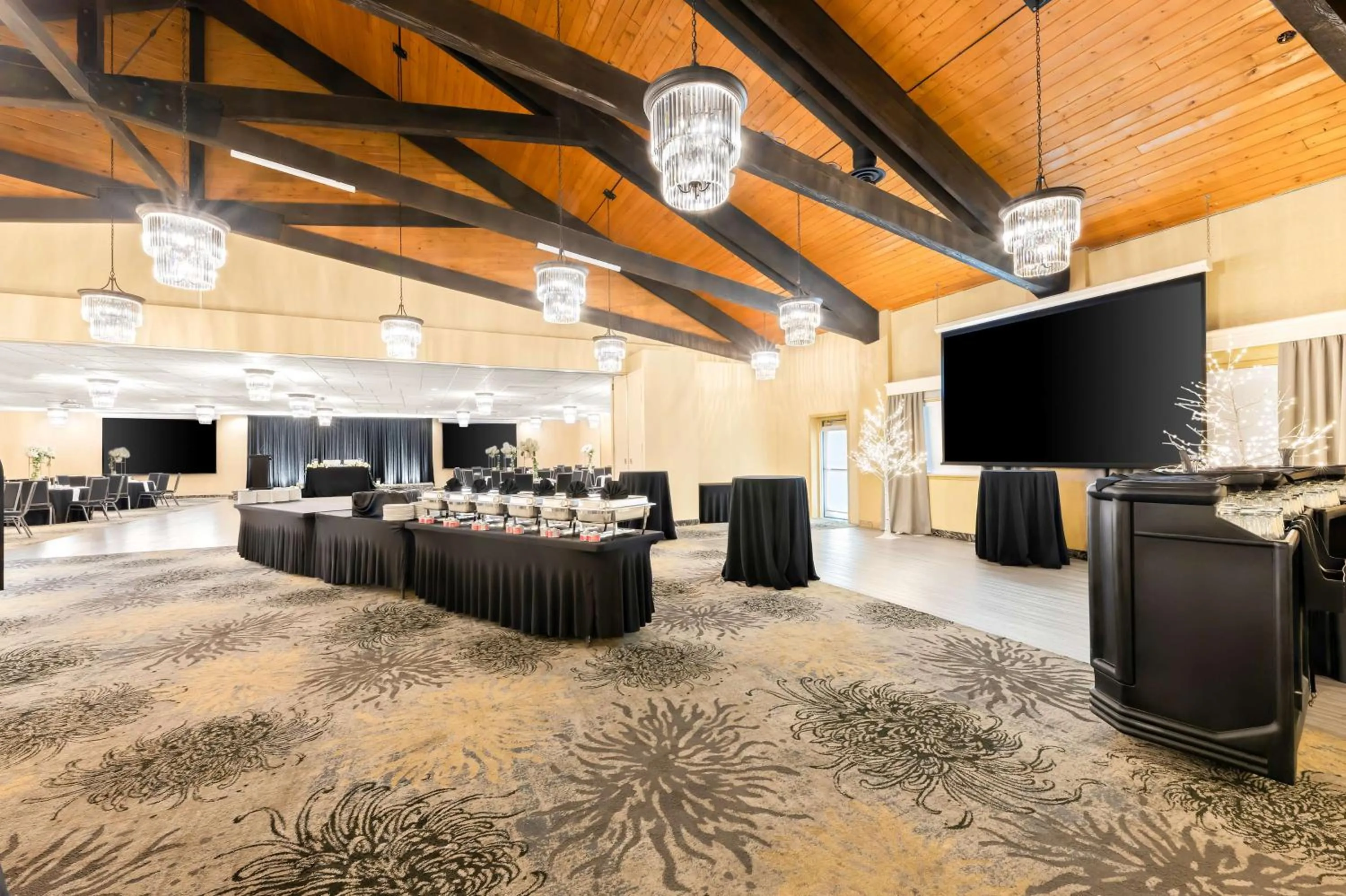 Banquet/Function facilities in Best Western Plus NorWester Hotel & Conference Centre