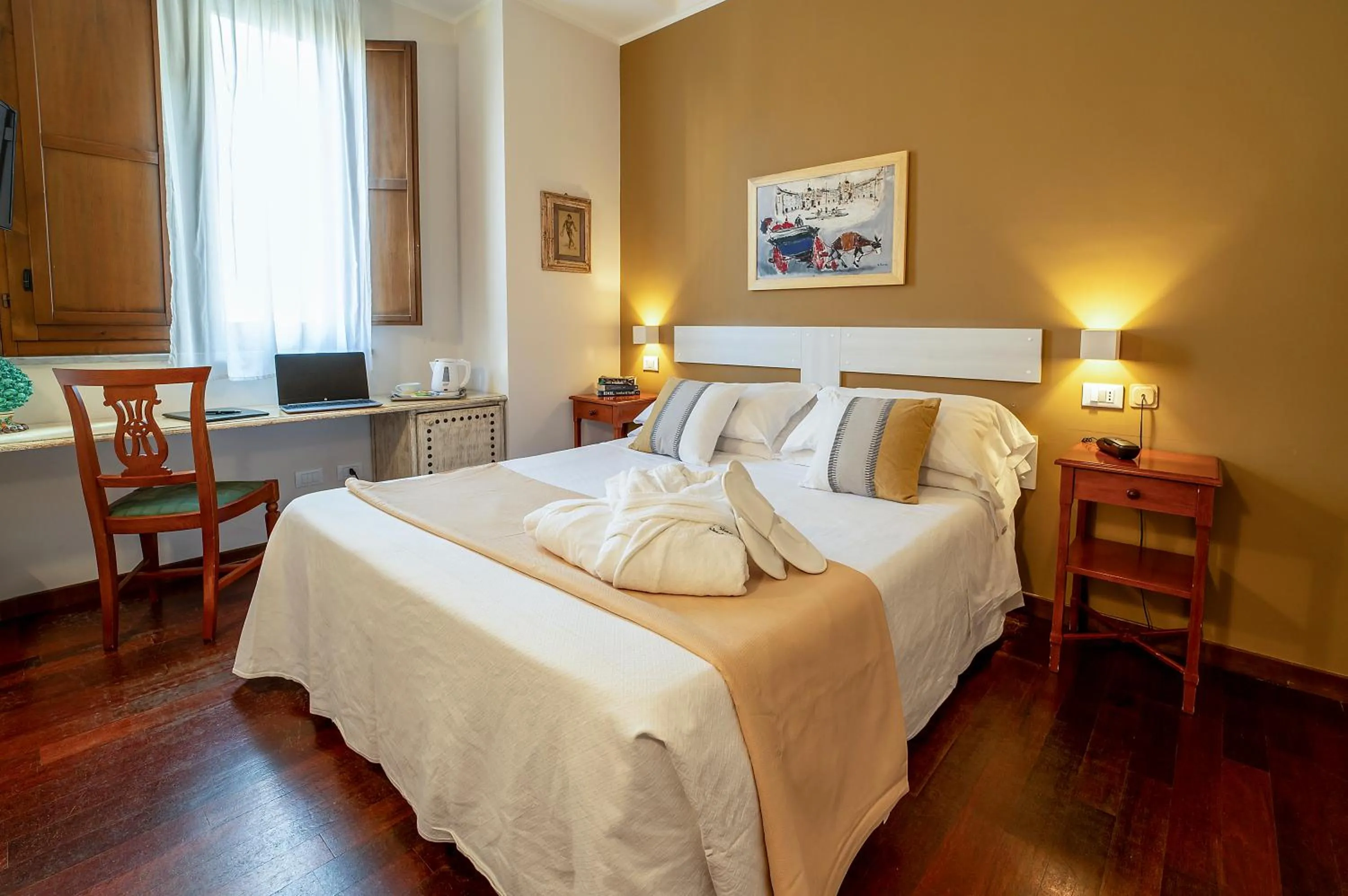 Photo of the whole room, Bed in Hotel Vecchio Borgo