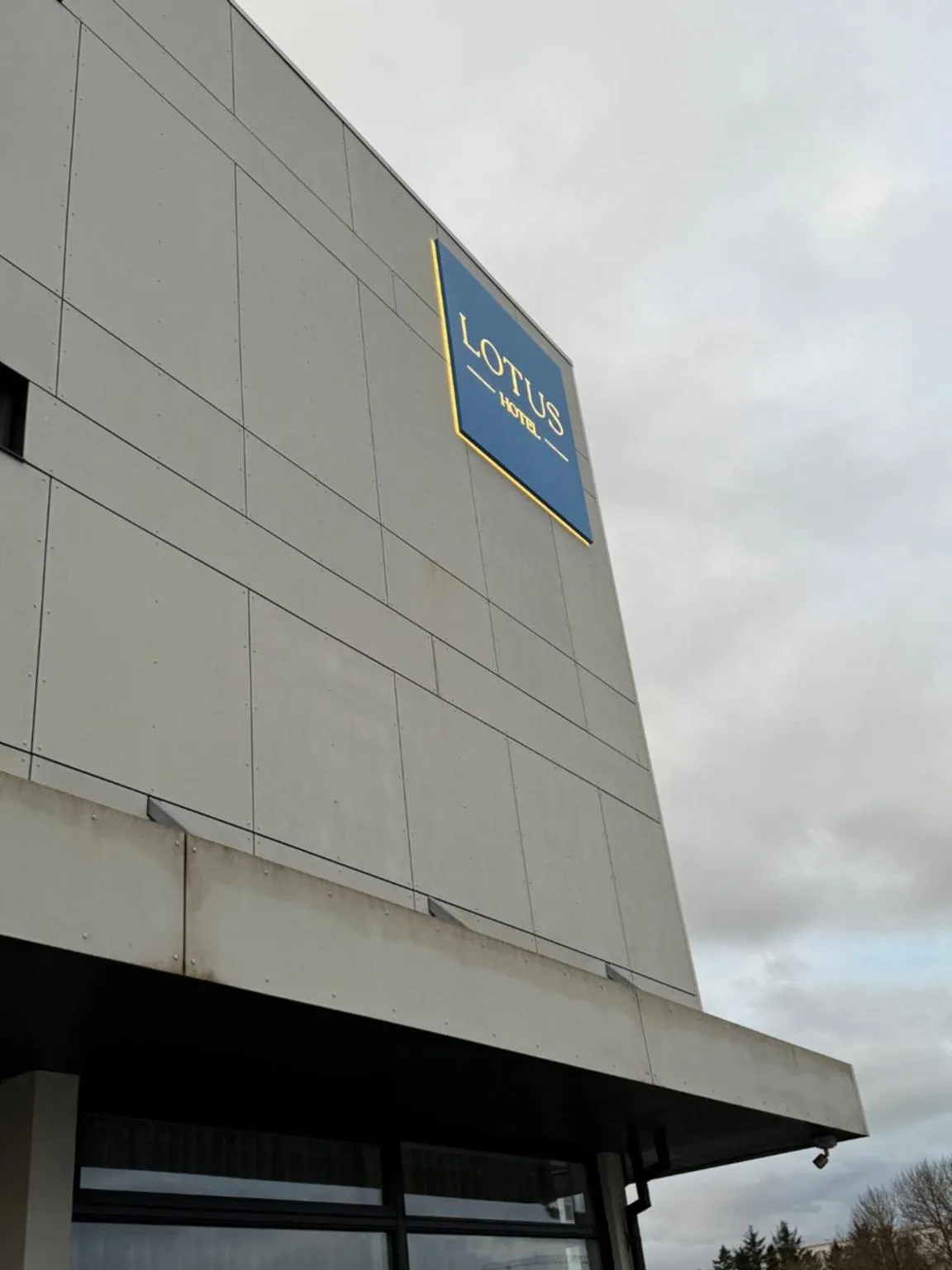 Facade/entrance in Hotel Lotus