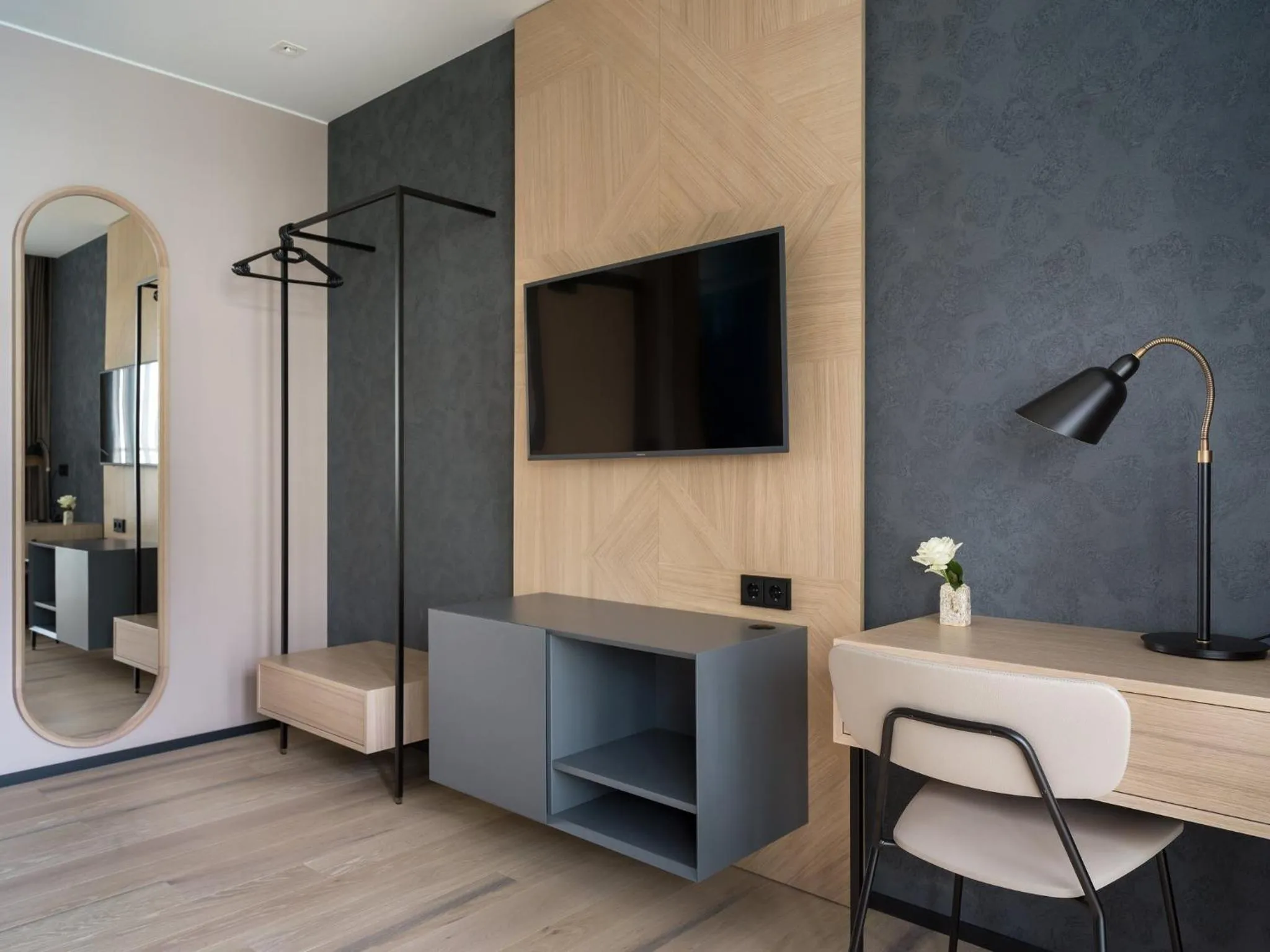 TV and multimedia in Hotel Lotus