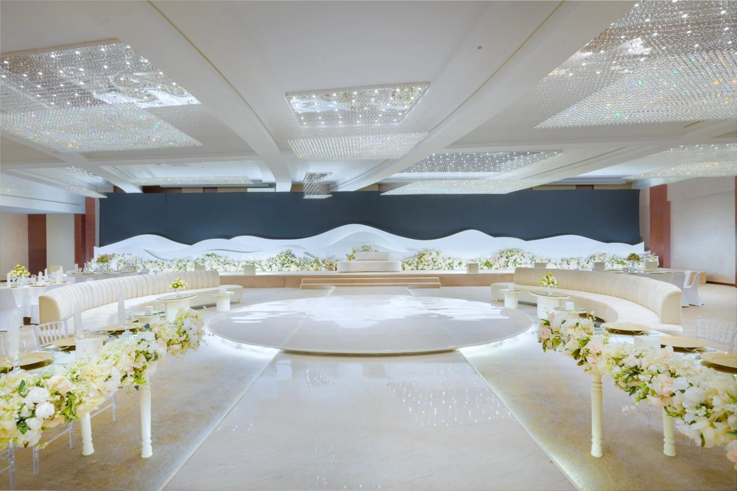 wedding in IntercityHotel Muscat