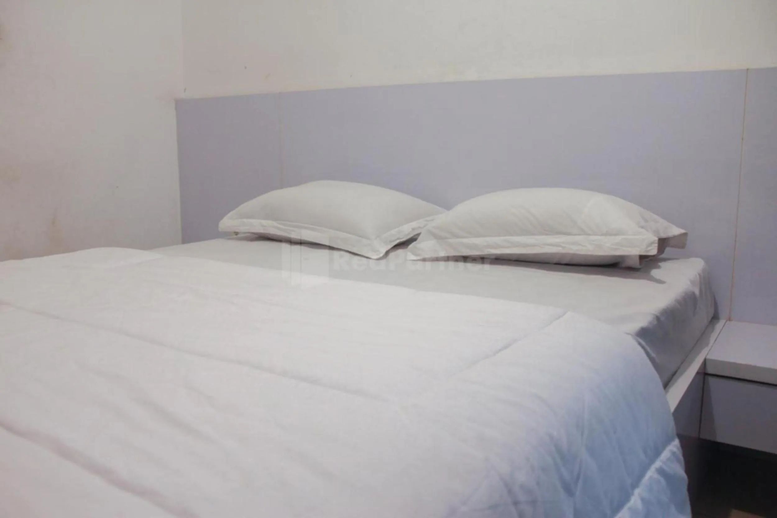 Bedroom, Bed in RedLiving Apartemen TreeParkCity - My Rooms Tower Alpine