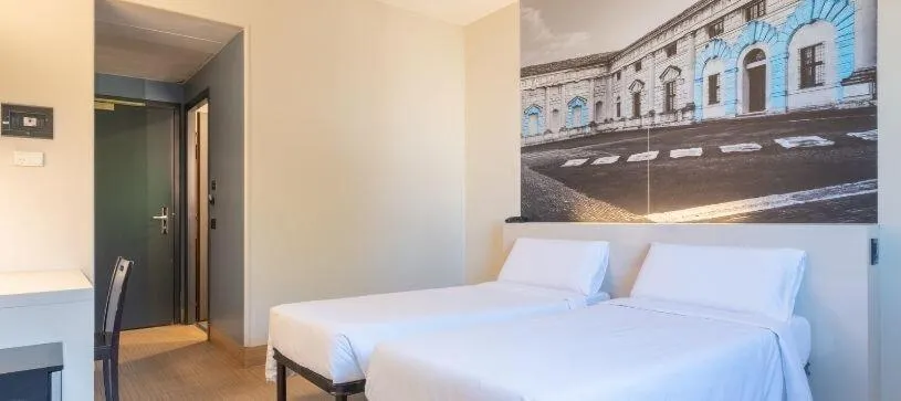 Photo of the whole room, Bed in B&B HOTEL Mantova