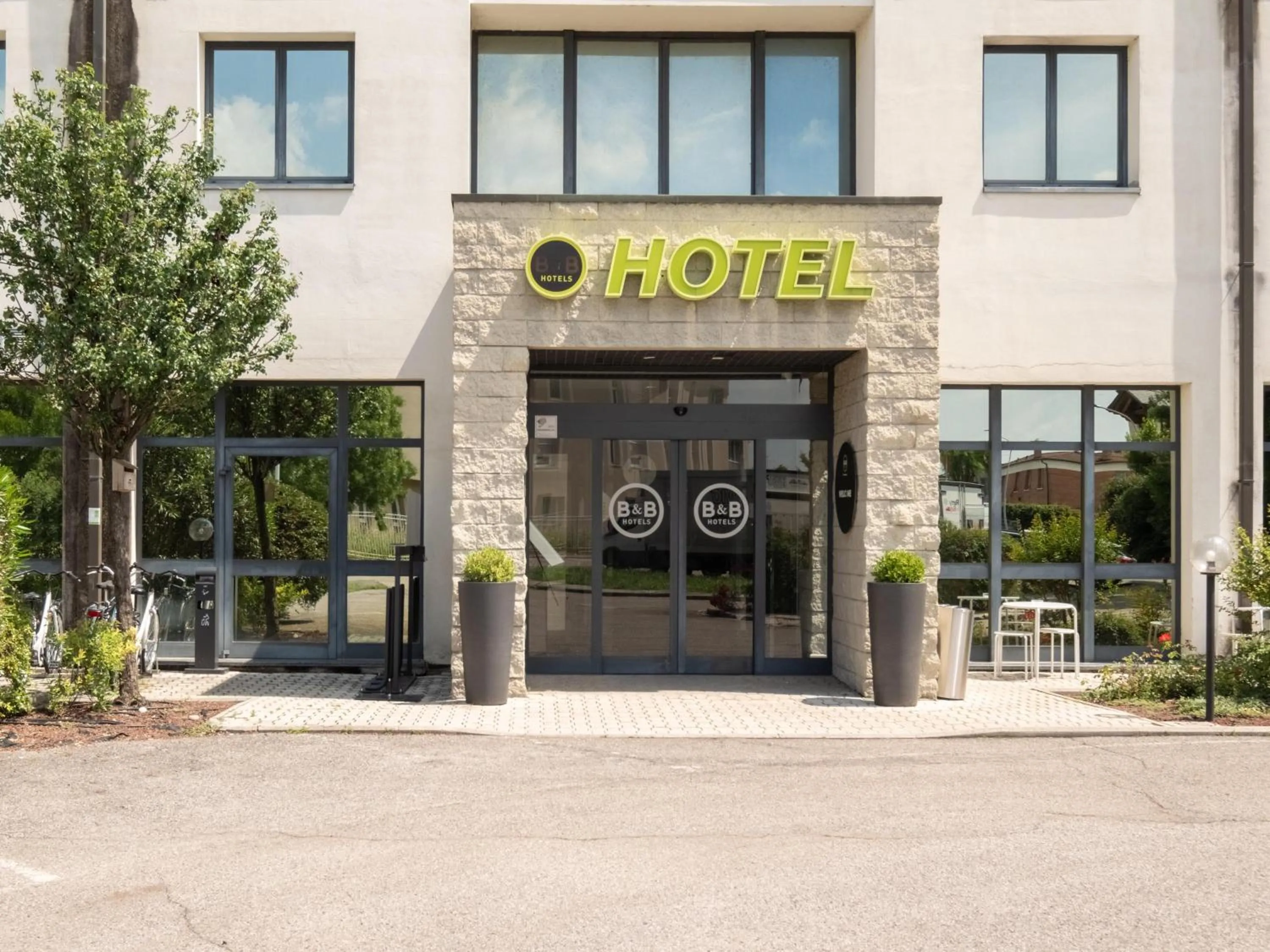 Property building in B&B HOTEL Mantova