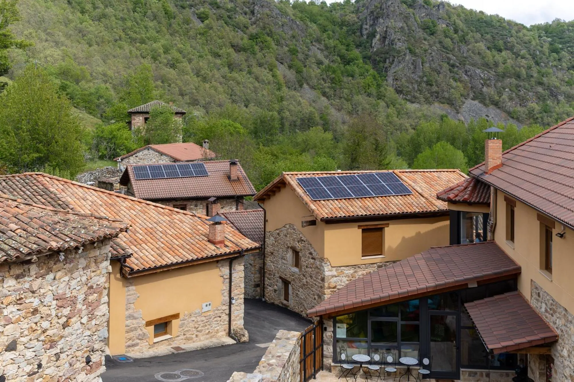 Property building in El Hotel & SPA de Verdiago