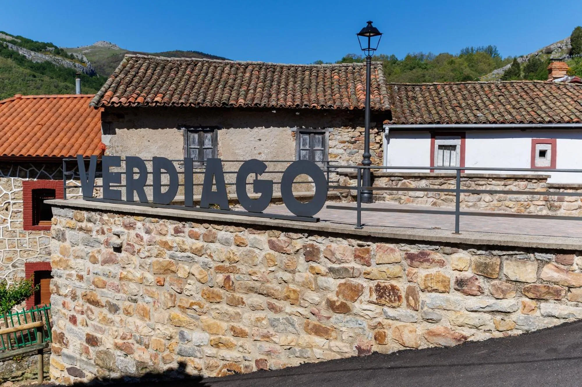 Landmark view in El Hotel & SPA de Verdiago