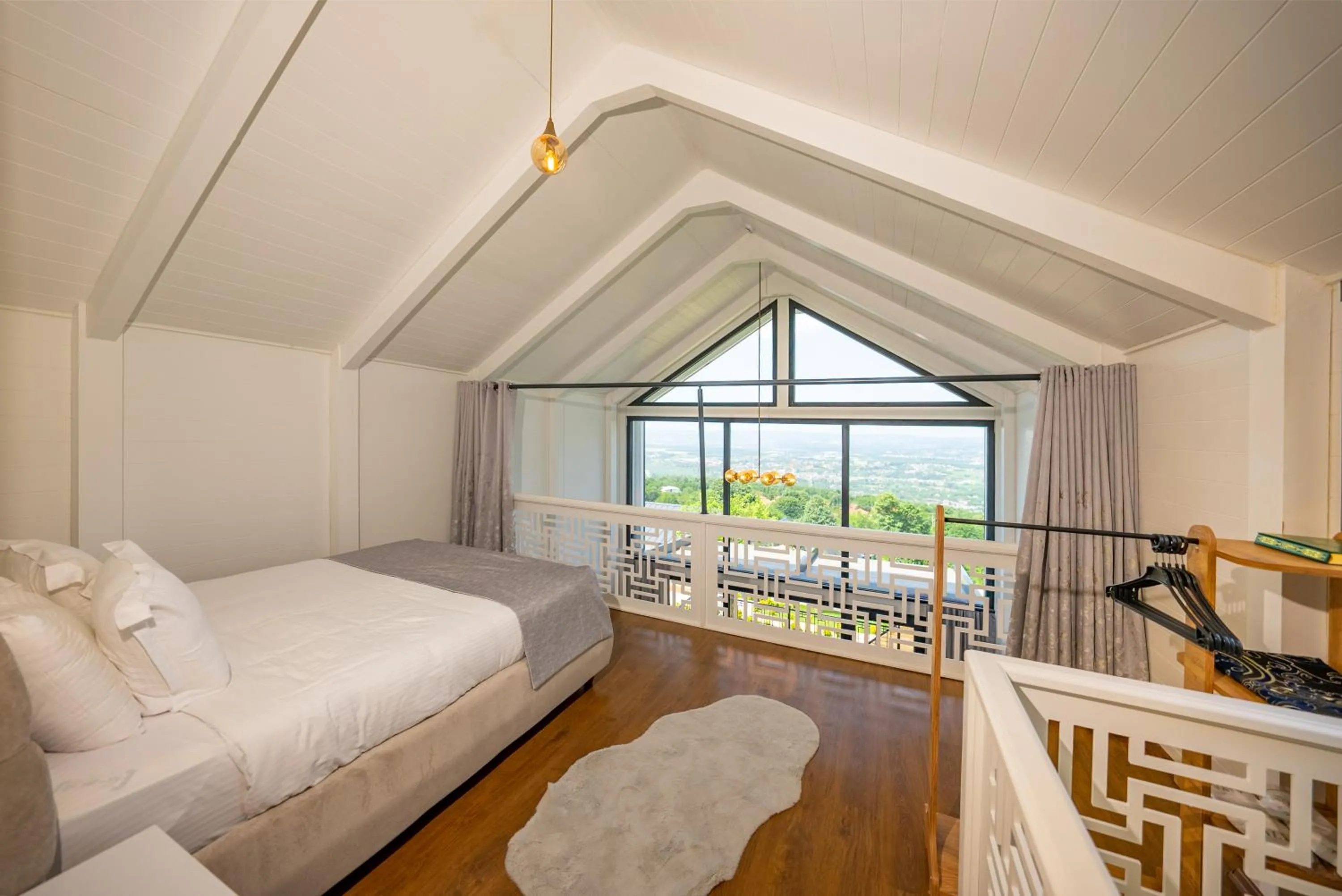 Bed in Alya Kartepe Villa Hotel