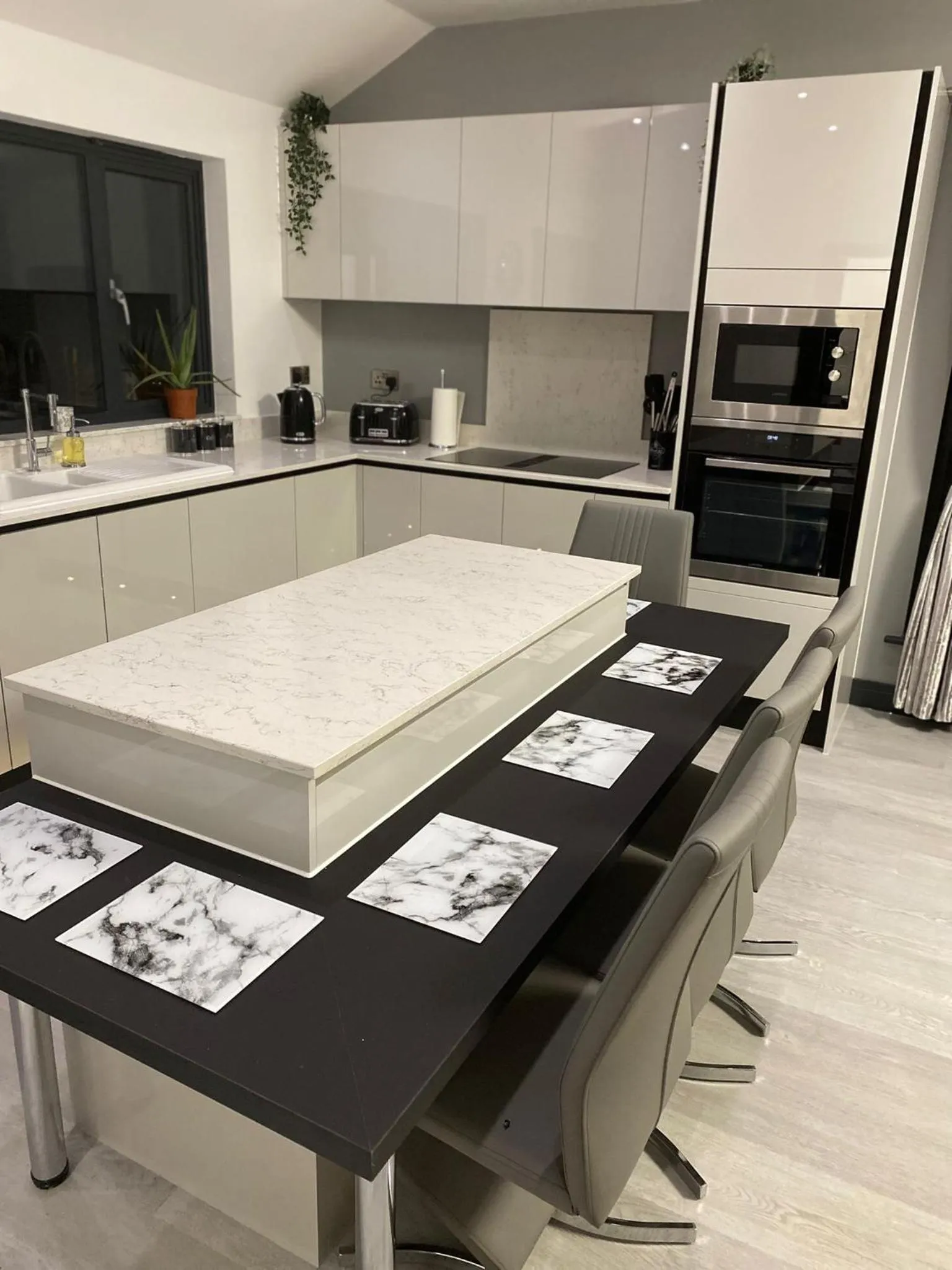 Kitchen or kitchenette in Belvedare-Suffolk